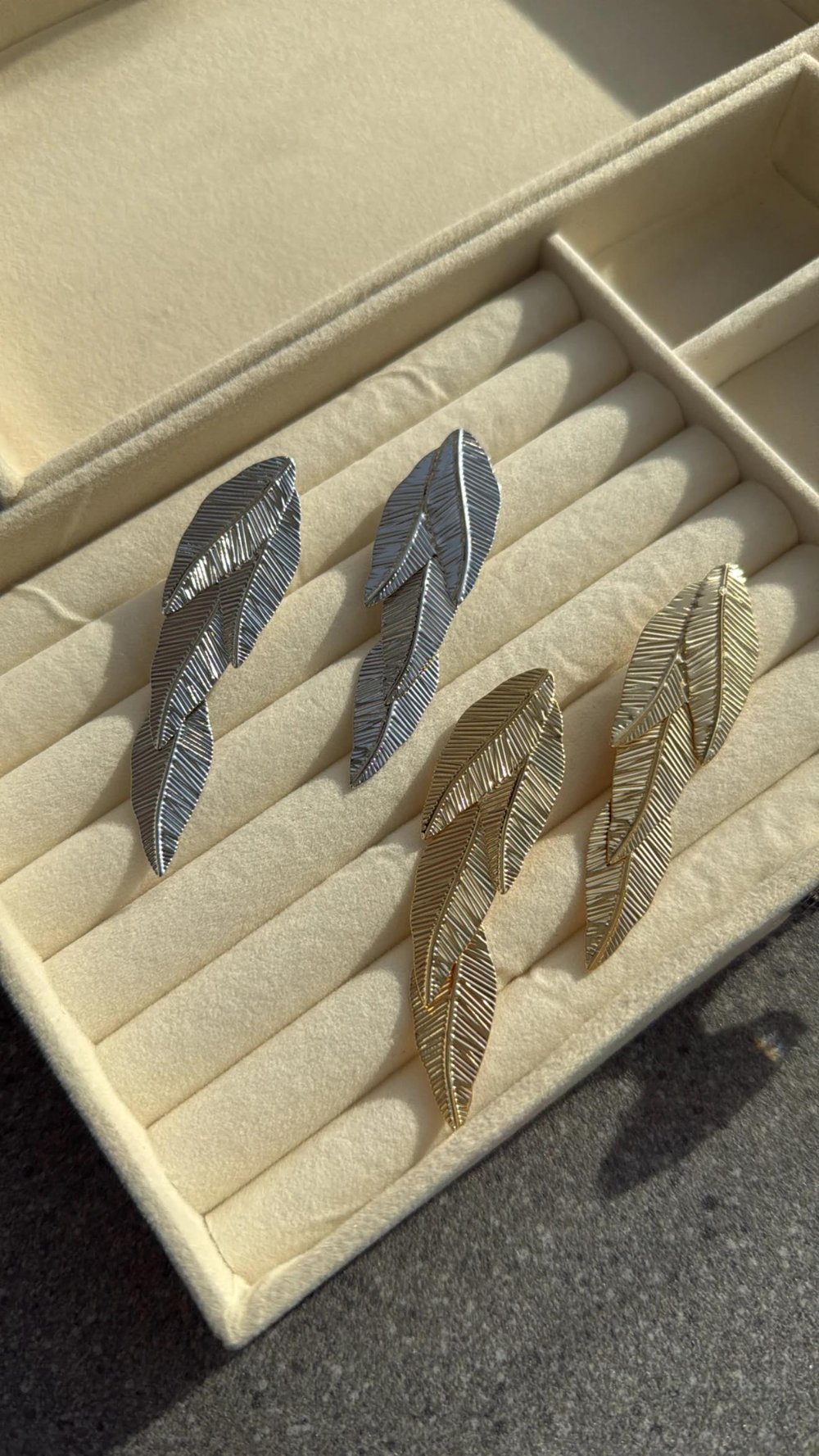 Nima Yaprak Tasarım Küpe