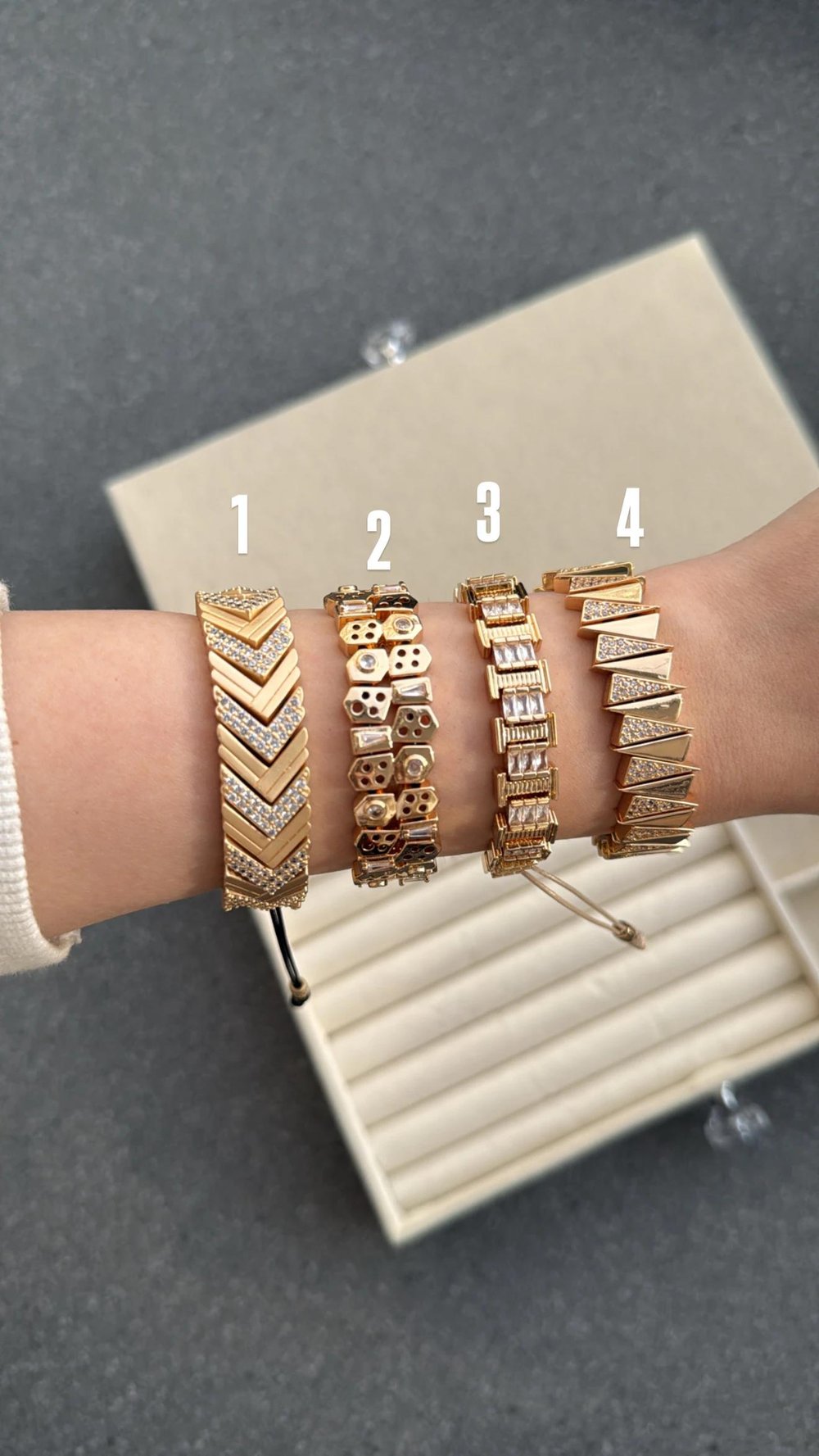 Rose Gold İpli Tasarım Bileklik