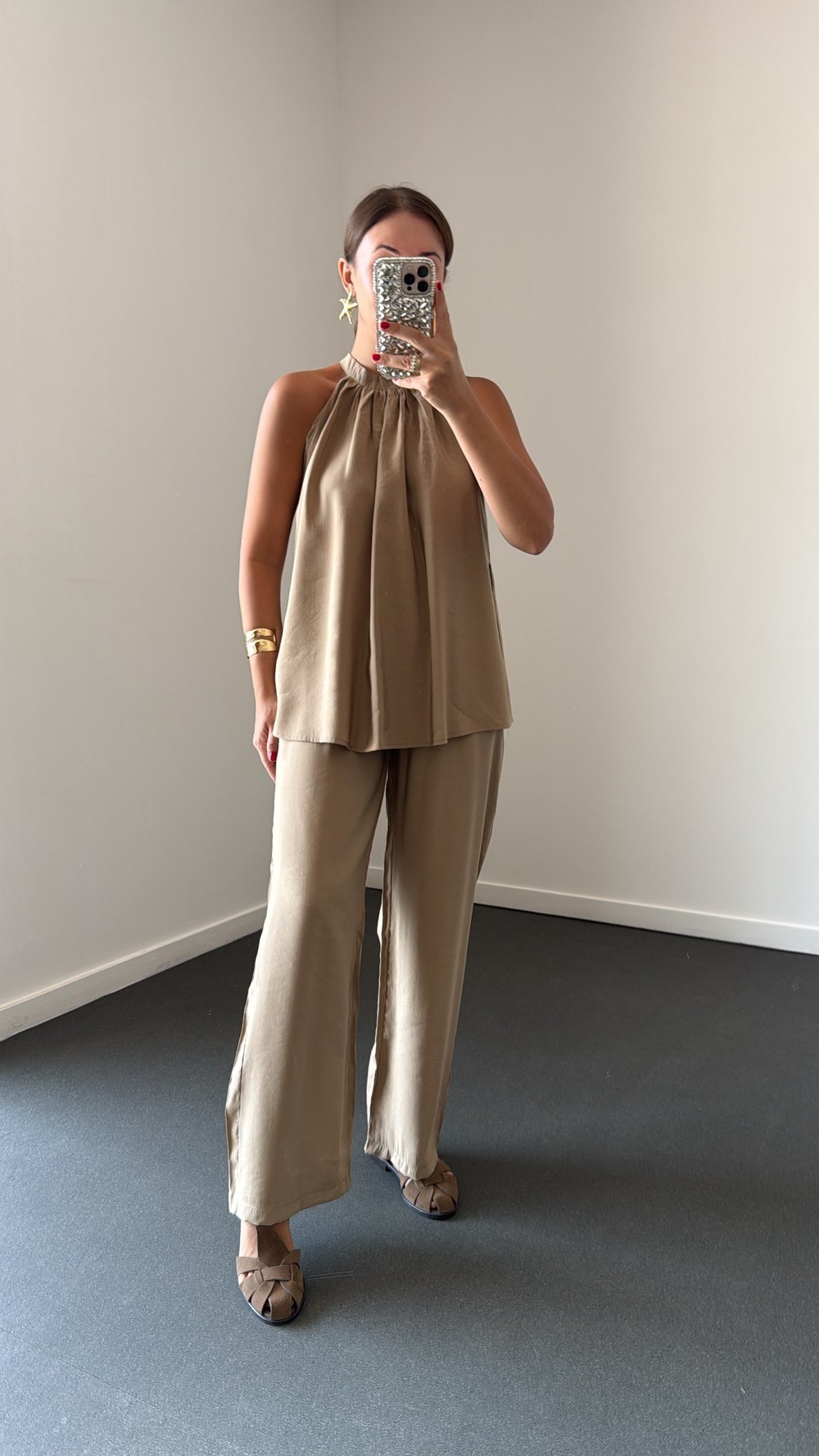 Britney BejTensel Halter Yaka Bluz Ve Pantolon Takım