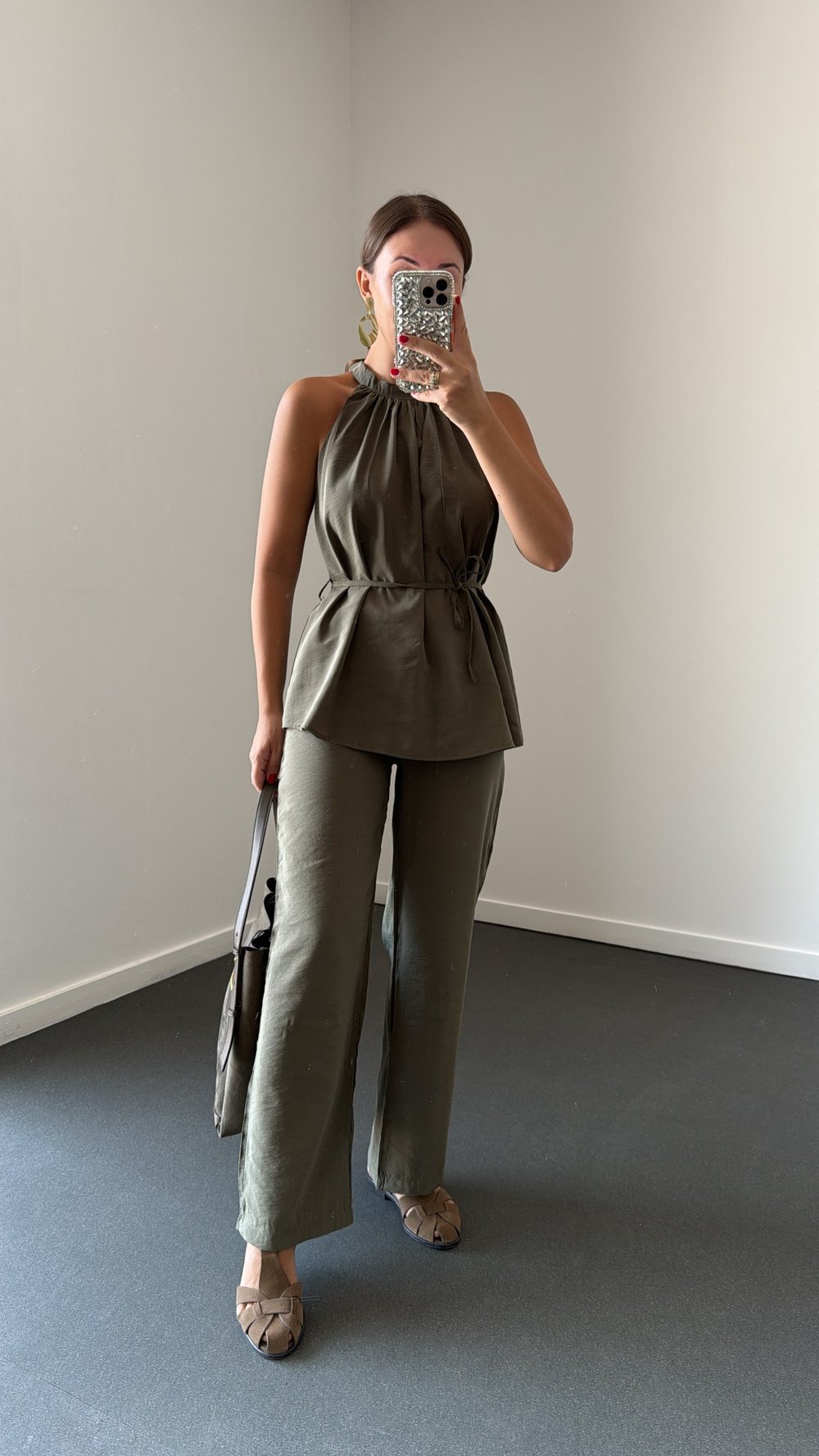Britney Haki Tensel Halter Yaka Bluz Ve Pantolon Takım