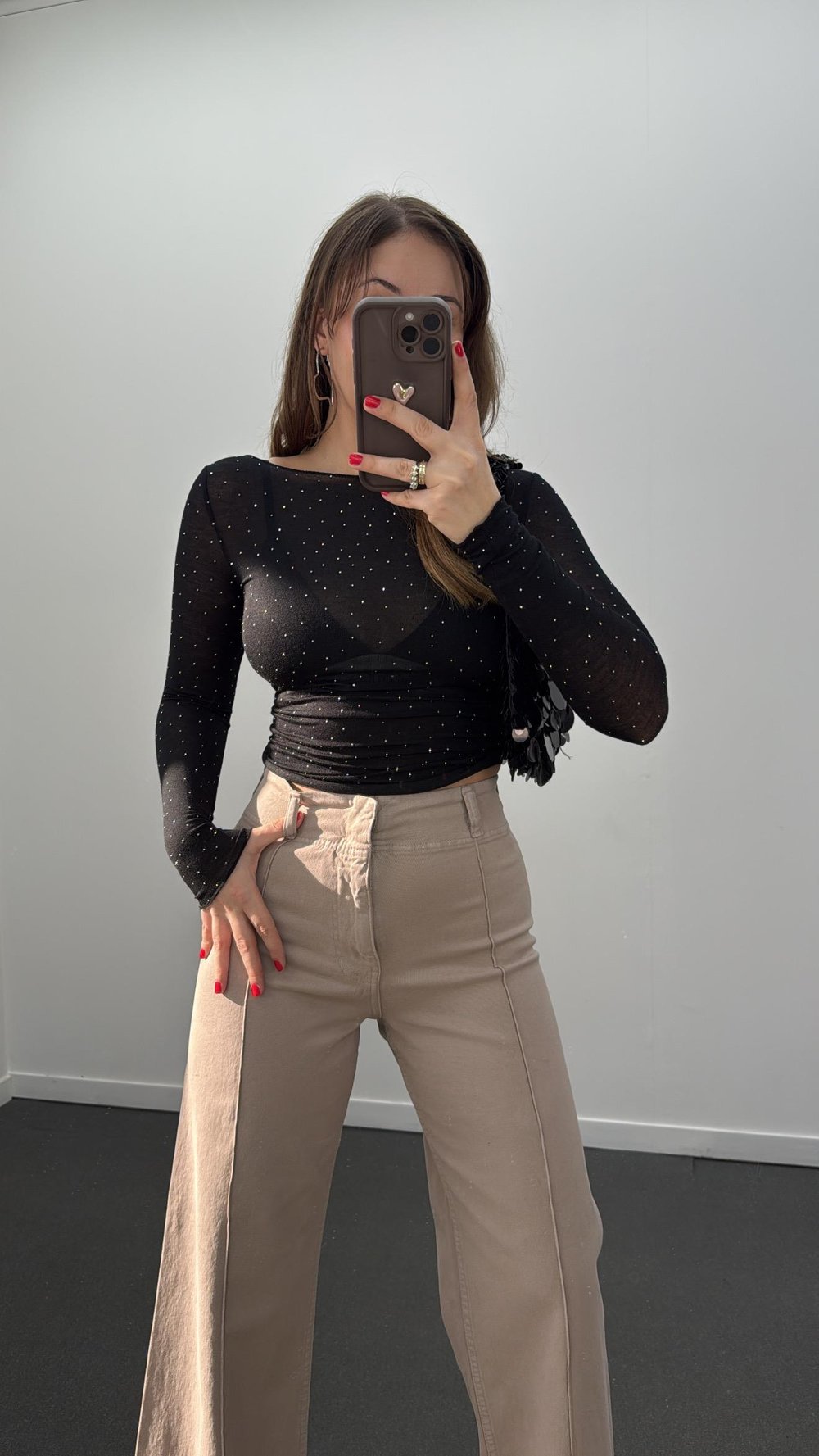 Dulcia Siyah Taş Aksesuarlı Kaşmir Bluz