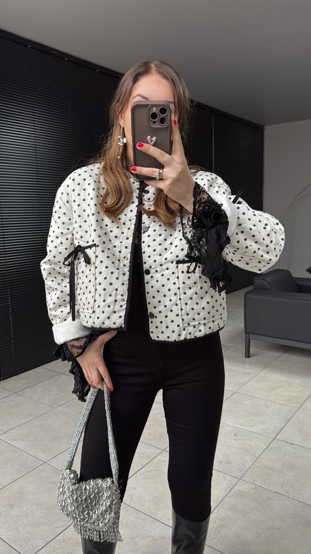 Elodi Puantiye Desenli Fiyonk Cepli Kapitone Ceket