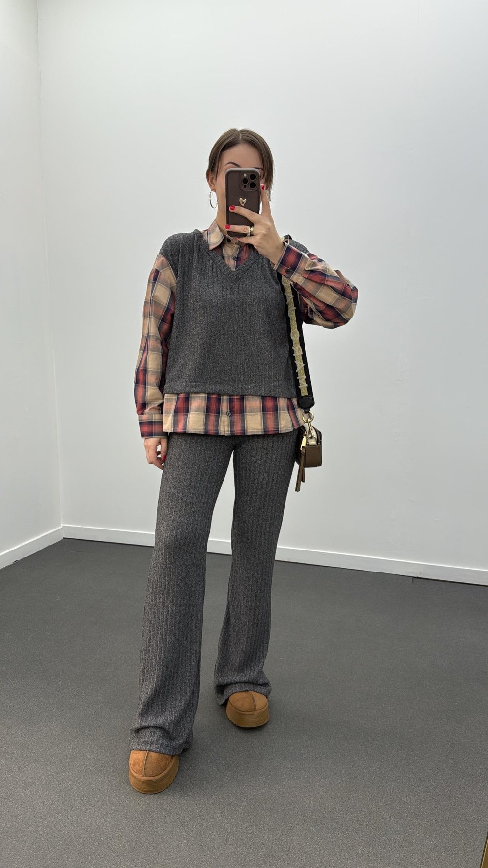 Hamburg Bordo Haki Gömlek Ve Triko Pantolon Takımı