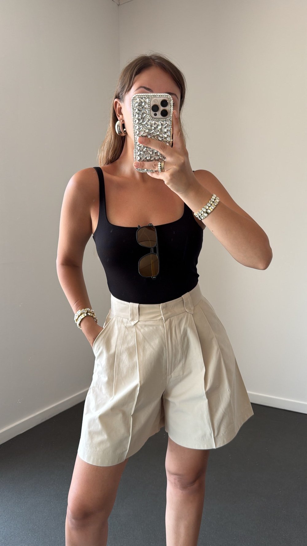 Mendes Siyah Kare Yaka Askılı Bodysuit