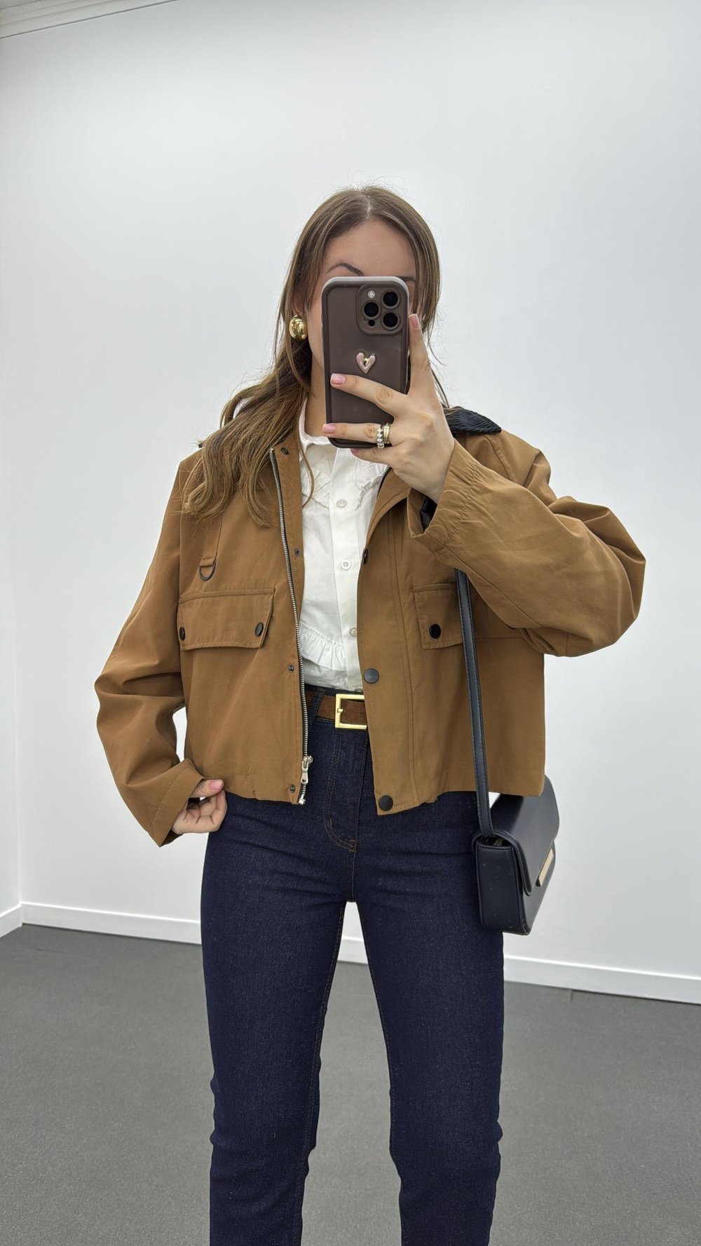 Michelle Açık Kahve Süet Görünümlü Kadife Yaka Kısa Trenç