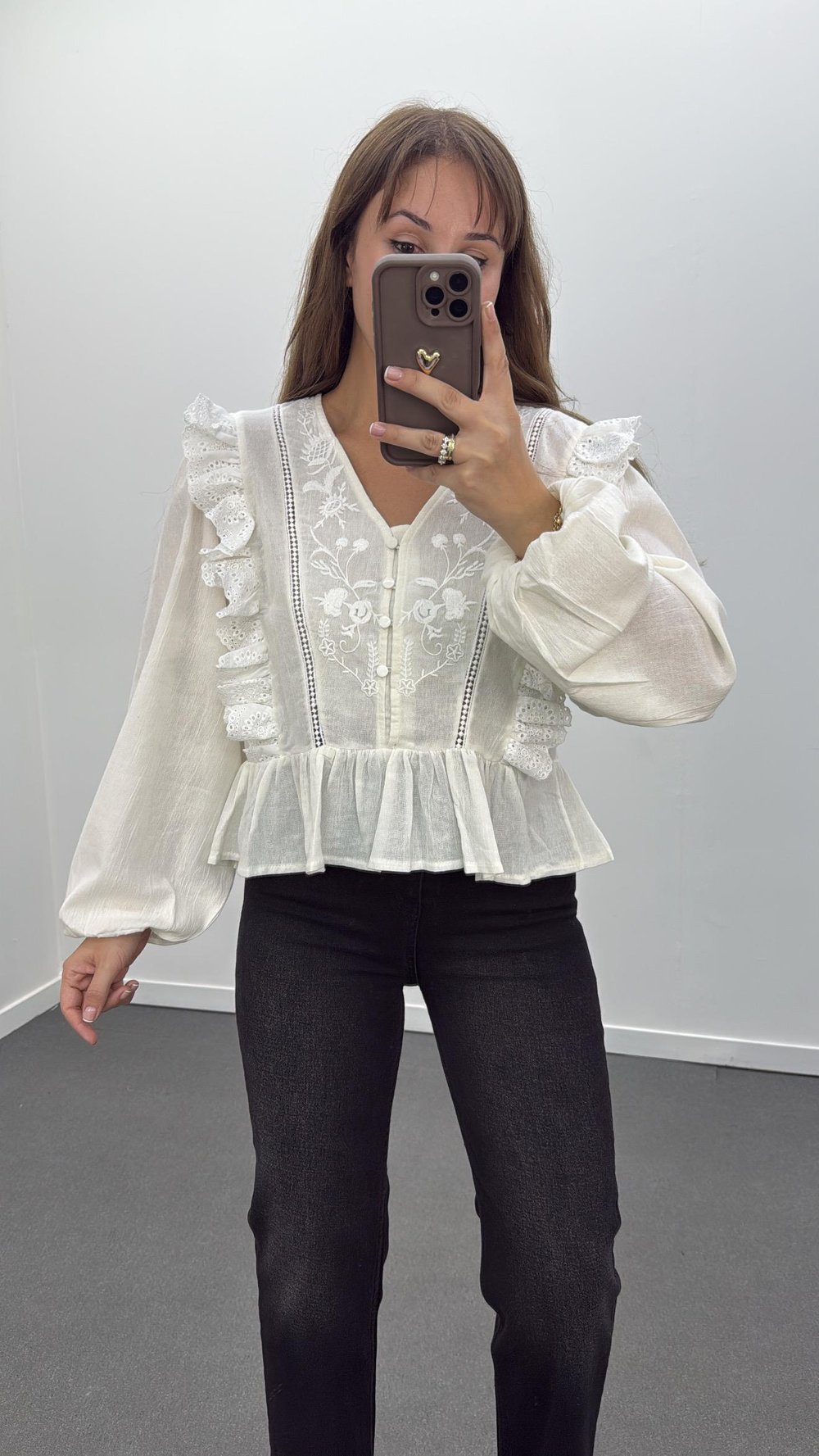 Monge Beyaz Fisto İşlemeli Bluz