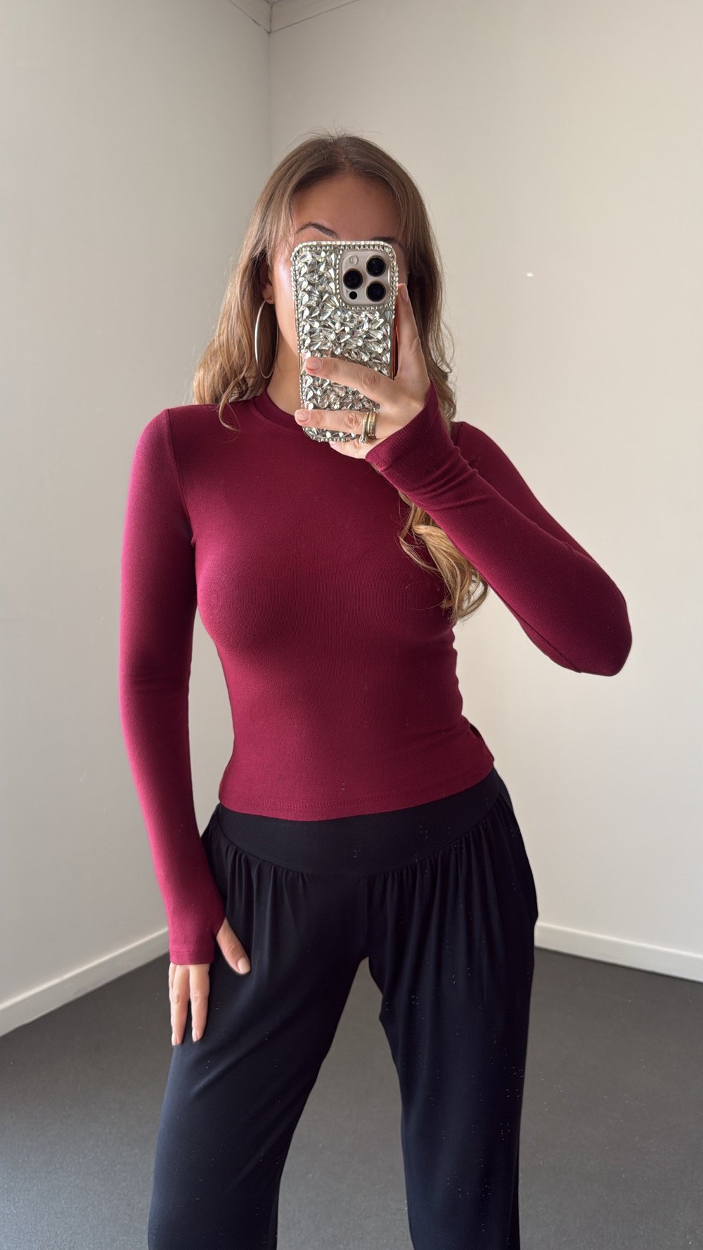 Nr Bordo Parmak Geçirmeli Modal Body