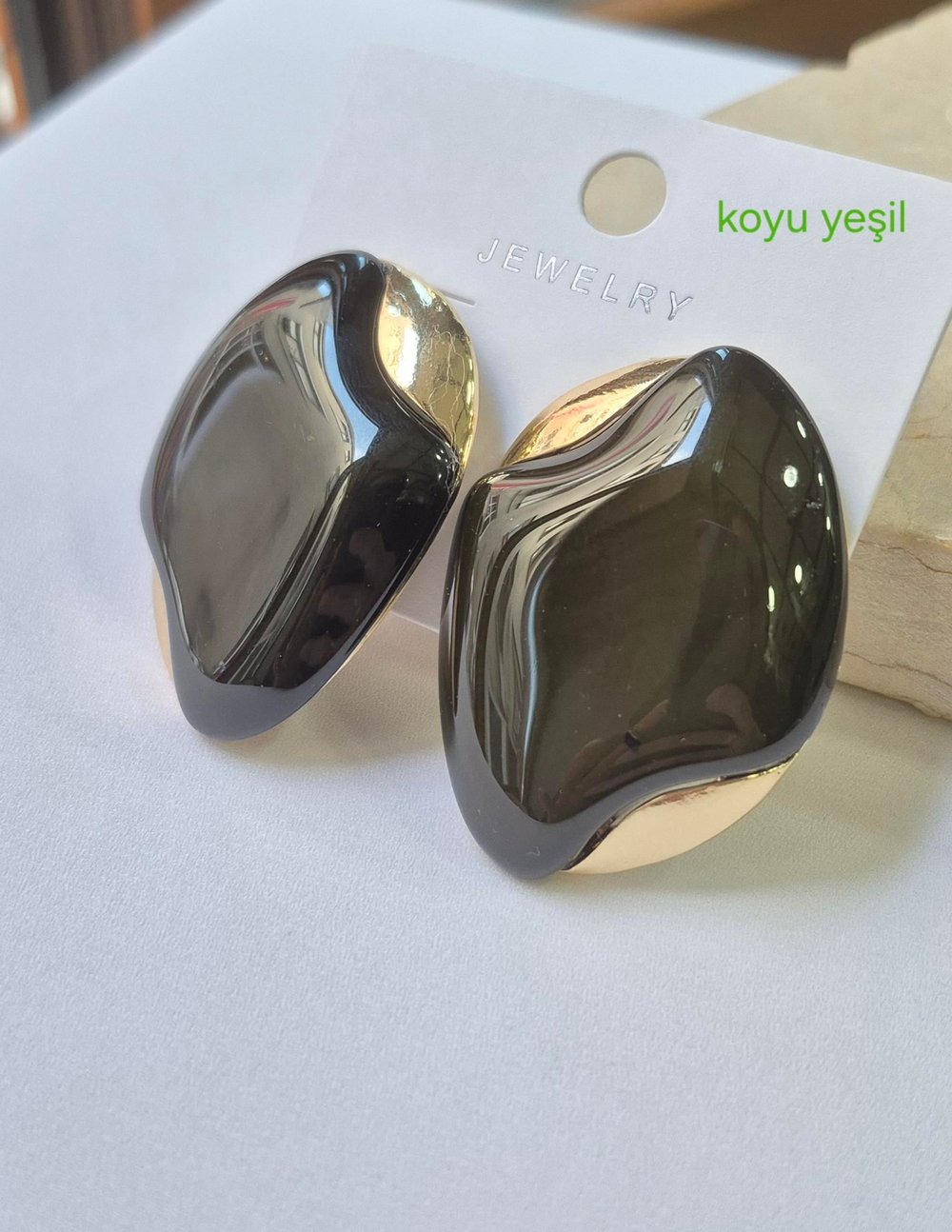 GOLD DETAYLI RENKLİ KÜPE 