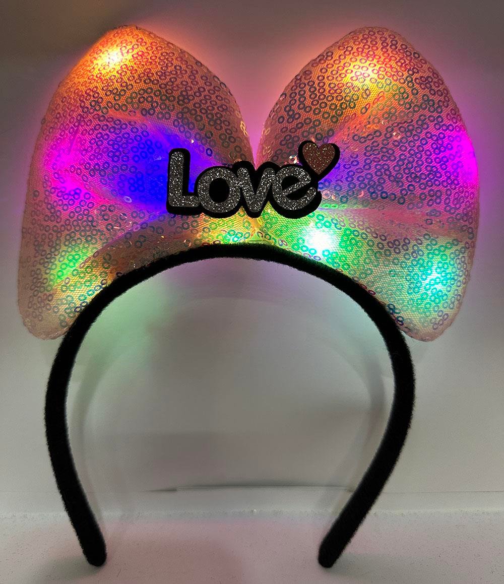 Led Işıklı 3 Farklı Fonksiyonda Yanan Gümüş Love Yazılı Toz Pembe Fiyonk Taç 20X17 cm (5293)