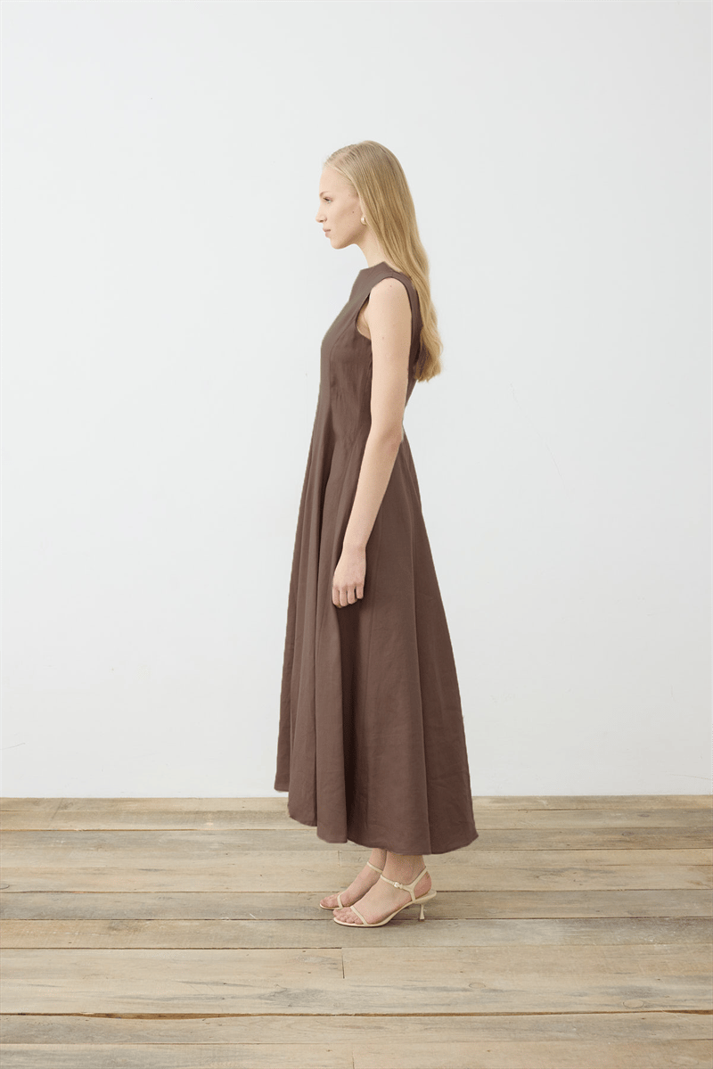 CLARA 100% LINEN SLEEVELESS FITTED DRESS TAUPE