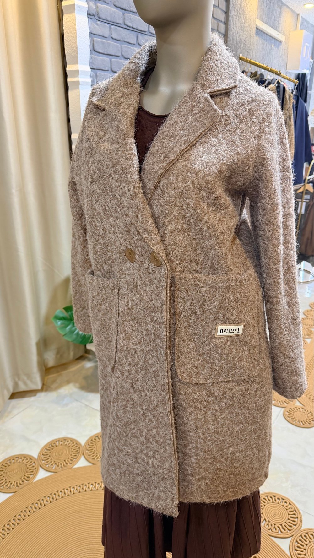 Marka Model Keçe Kumaş Kaban