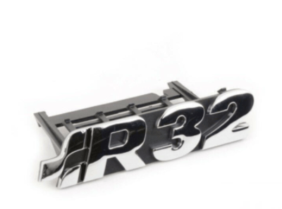 3B0 601 149 K 4 adet kapak + 1j6853679d R32 Logo