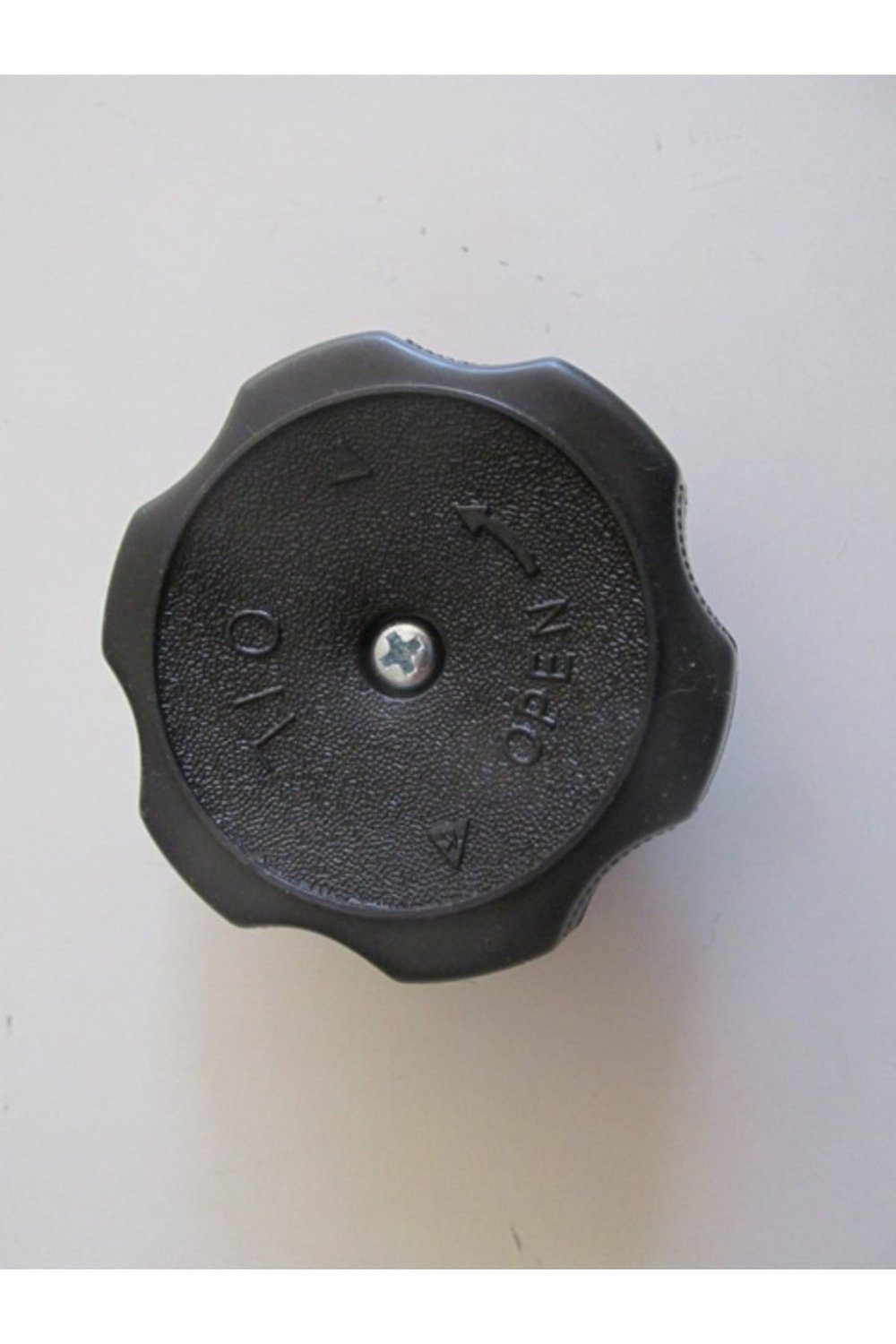 147-4555A MITSUBISHI L300- MİNİBÜS- 88/09; MOTOR YAĞ KAPAĞI (FAM)