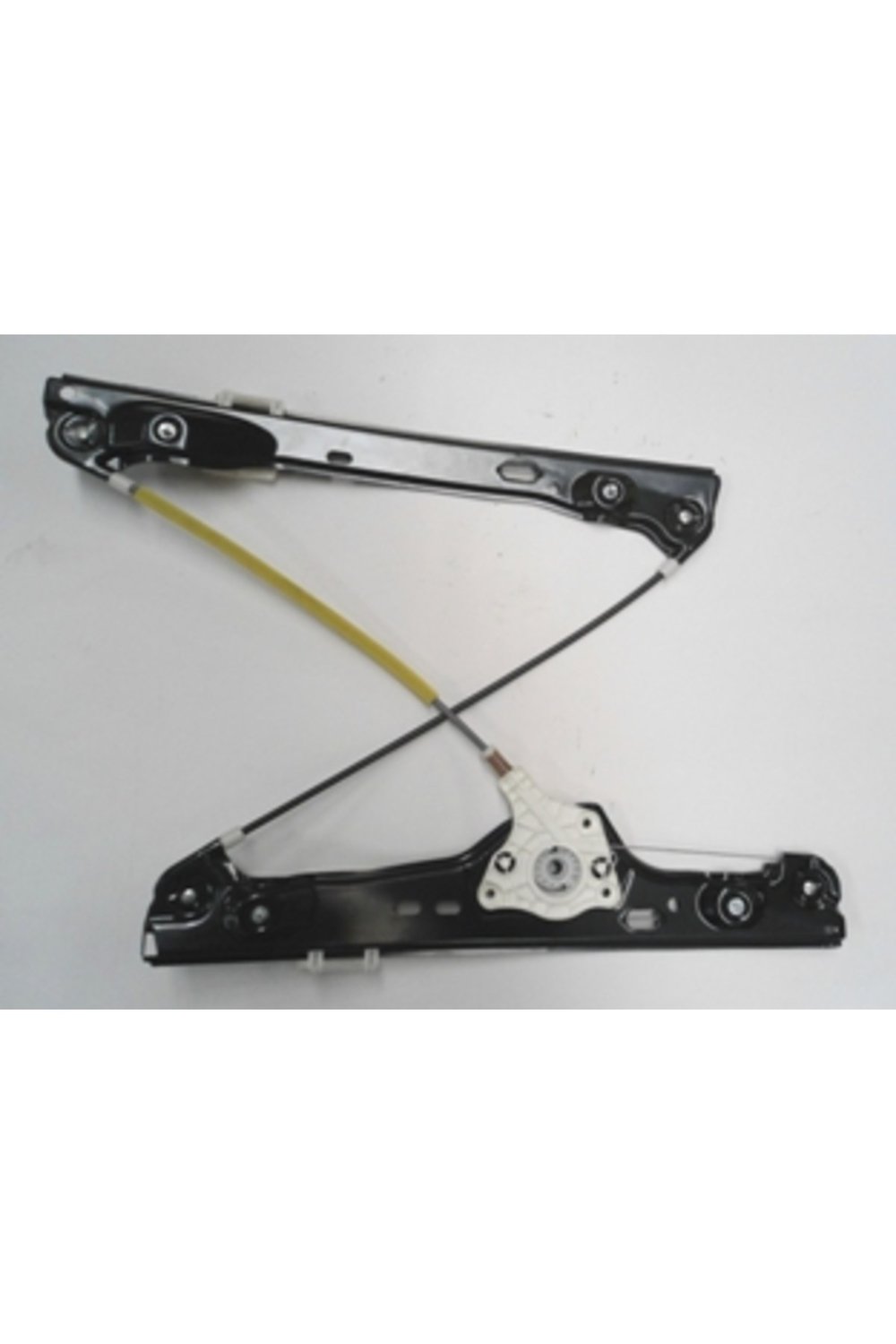 2008-1933 BMW 3 SERI- E90- 05/09; ÖN CAM KRİKOSU SAĞ ELEKTRİKLİ/MOTORSUZ (FAM)