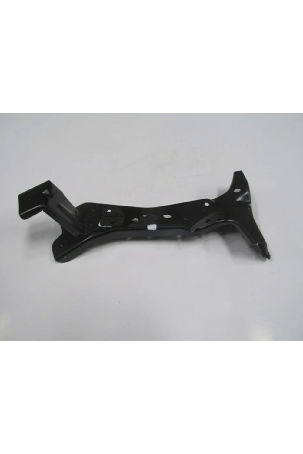 2013-2016 Audi A3 SdHbSb Ön Çamurluk Braketi Sol (Tw) (Adet) (Oem No:8V0821135C) TST4394