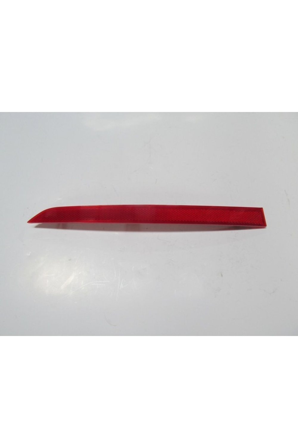 Bmw 3 F30 Arka Tampon Reflektörü Sağ Kırmızı M Paket Serisi 12 14 63147847166