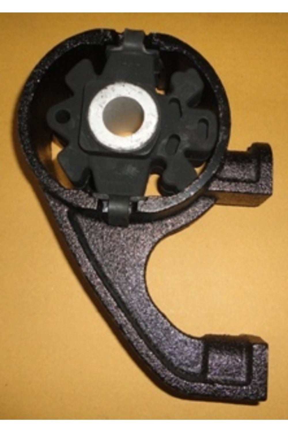 Ford Mondeo- 93/96; Motor Takozu Arka Otomatik 2,0cc (tenacıty)