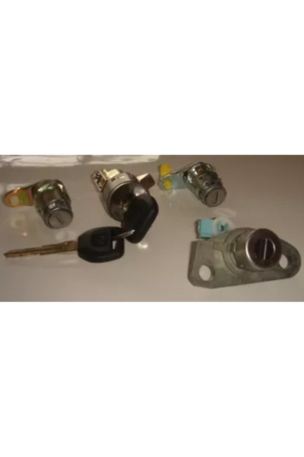 Honda Cıvıc- Sd/hb- 96/98; Uyumlu Kontak 3lü Kontak/Kapı/Bagaj 06350-s04-g34 Uyumlu