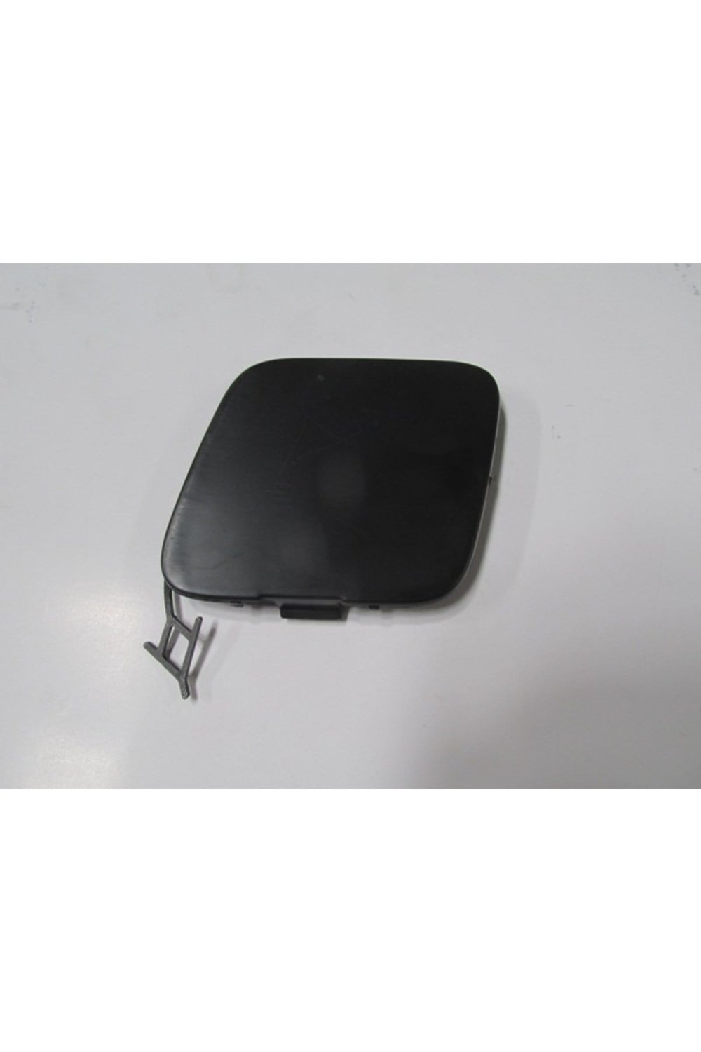Opel Astra- K- HB- 16/19; Arka Tampon Çeki Demiri Kapağı 13425479