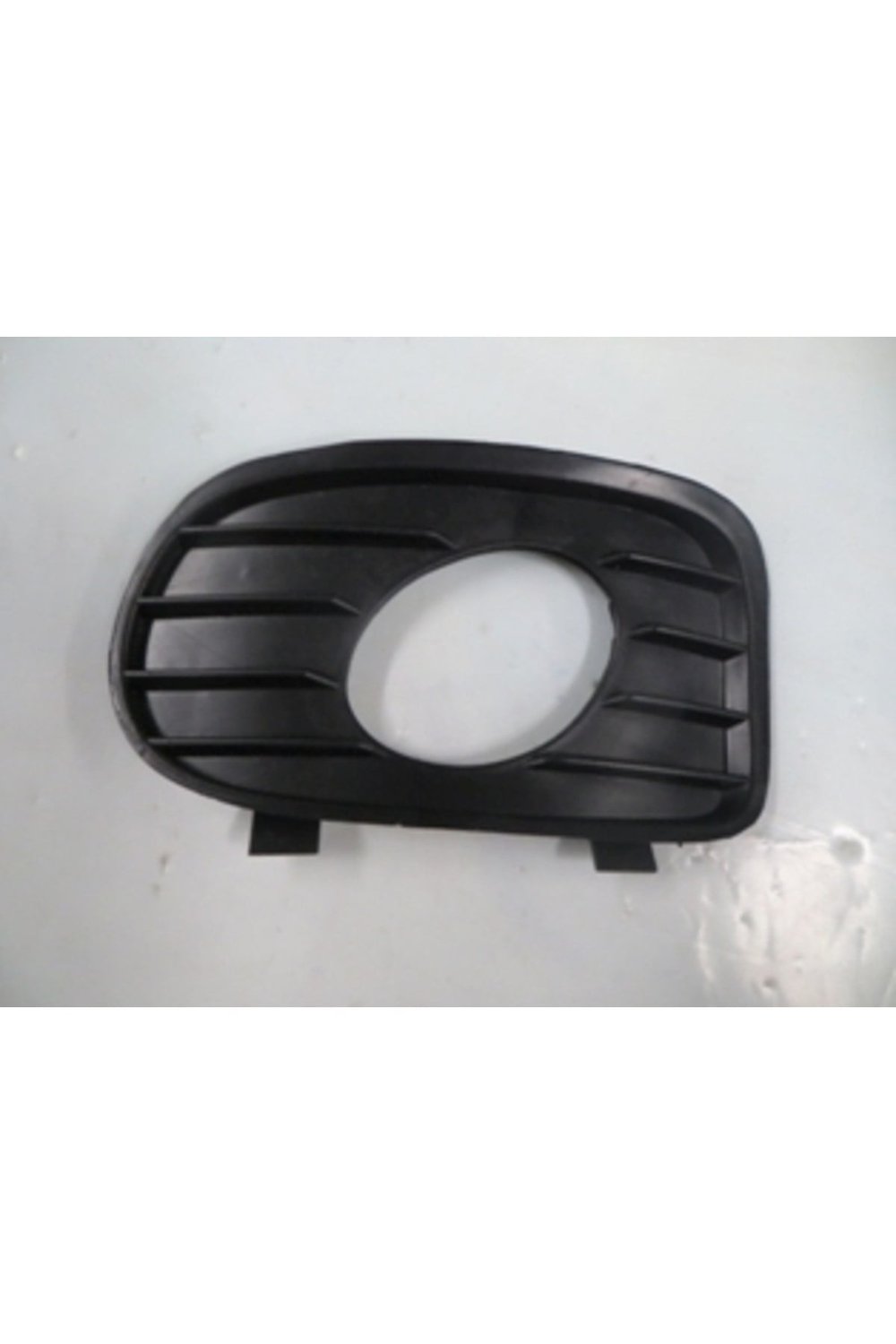 Opel Vectra- B- 99/02; Sis Lamba Kapağı Sağ Sis Delikli 90548326