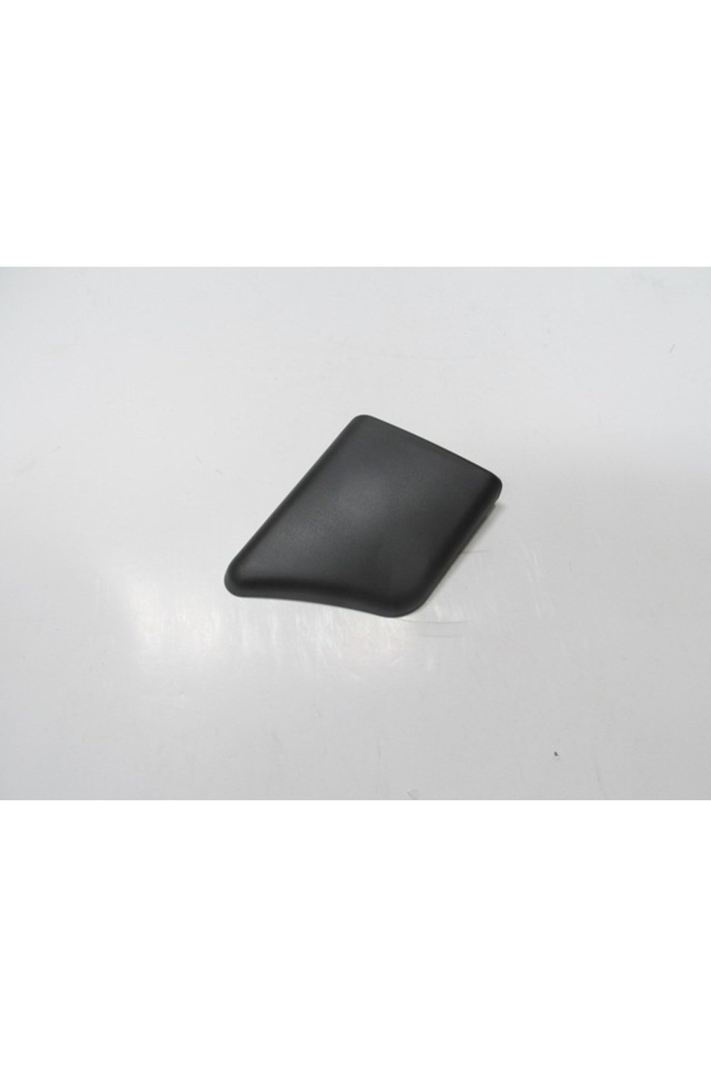 Peugeot Partner Ön Çamurluk Bandı Sol Siyah Oem No: .j5 03 09 8544 1578 2258