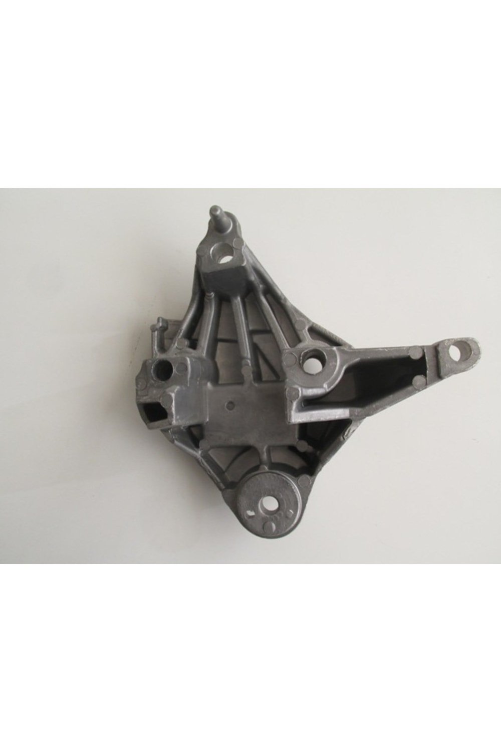Renault Clio 2 Sd/hb 02/08 Motor Üst Bağlantı Kulağı (Takoz) (Alüminyum)