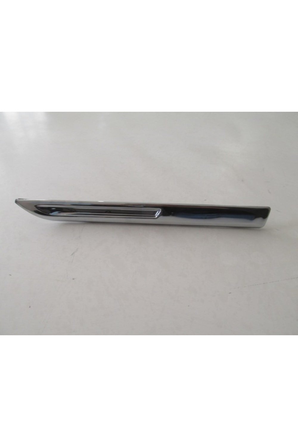 Renault Megane- 4- SD- 21/25; Ön Çamurluk Çıtası Nikelajlı Sol 990430979R