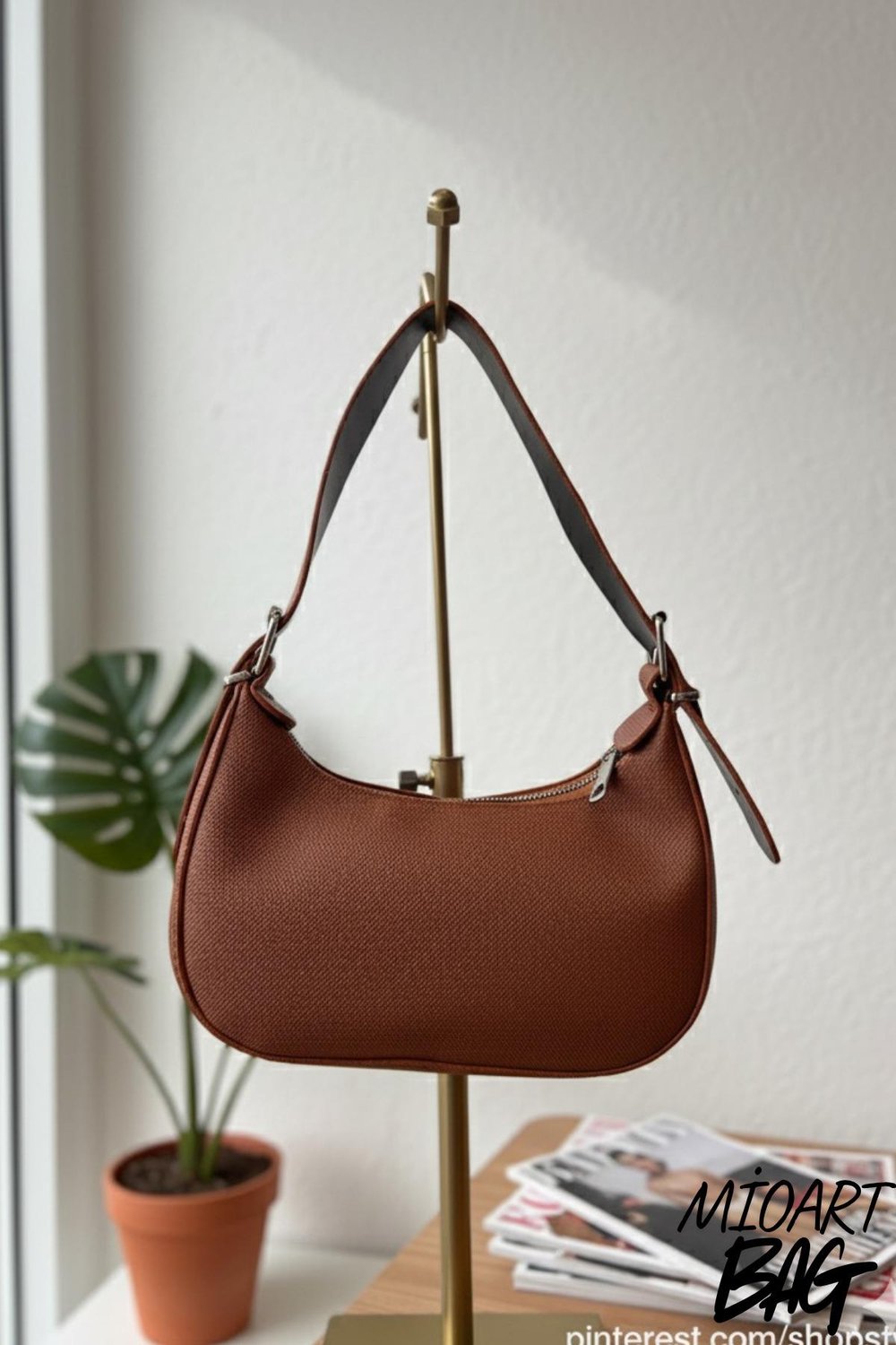 Ayarlanabilir Oval Baget Çanta