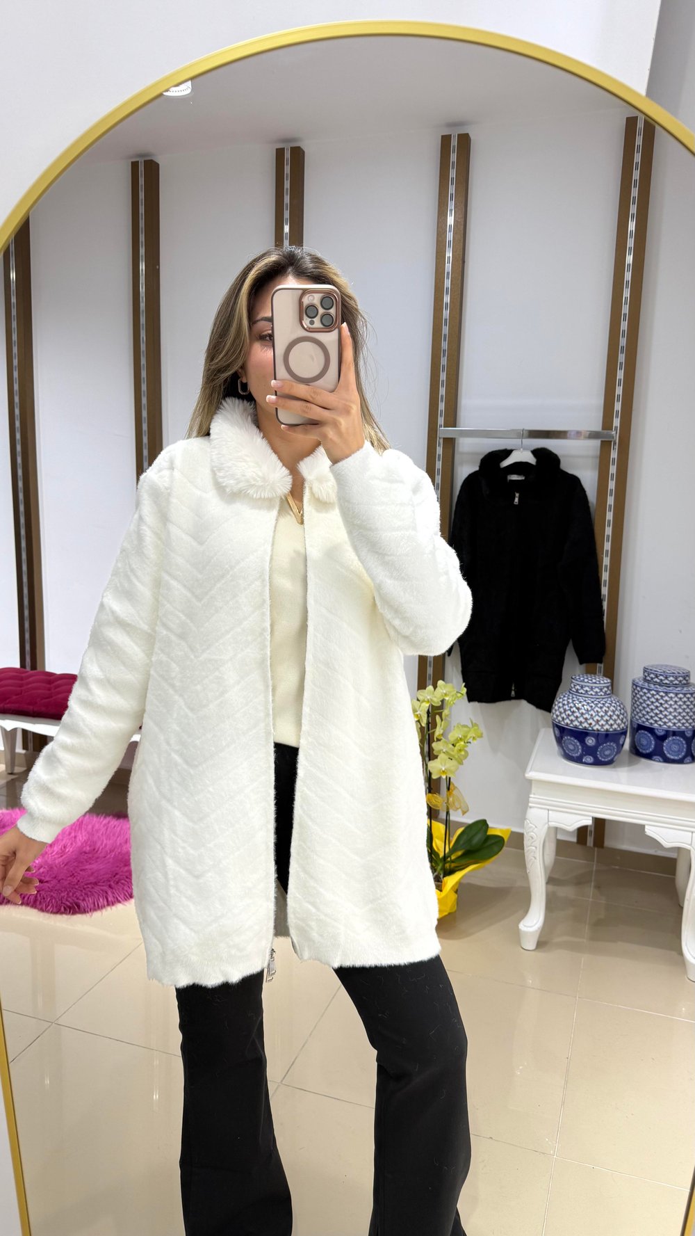 YAKA KÜRK ANGORA FERMUARLI HIRKA BEYAZ
