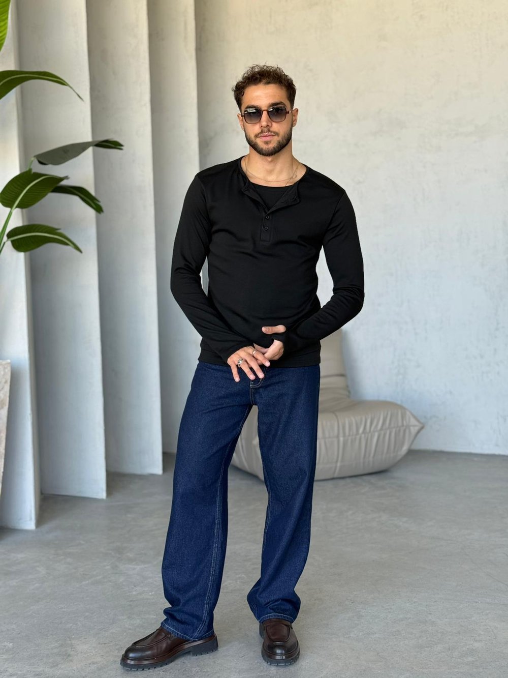 Atlet Detay İnce Sweatshirt Siyah