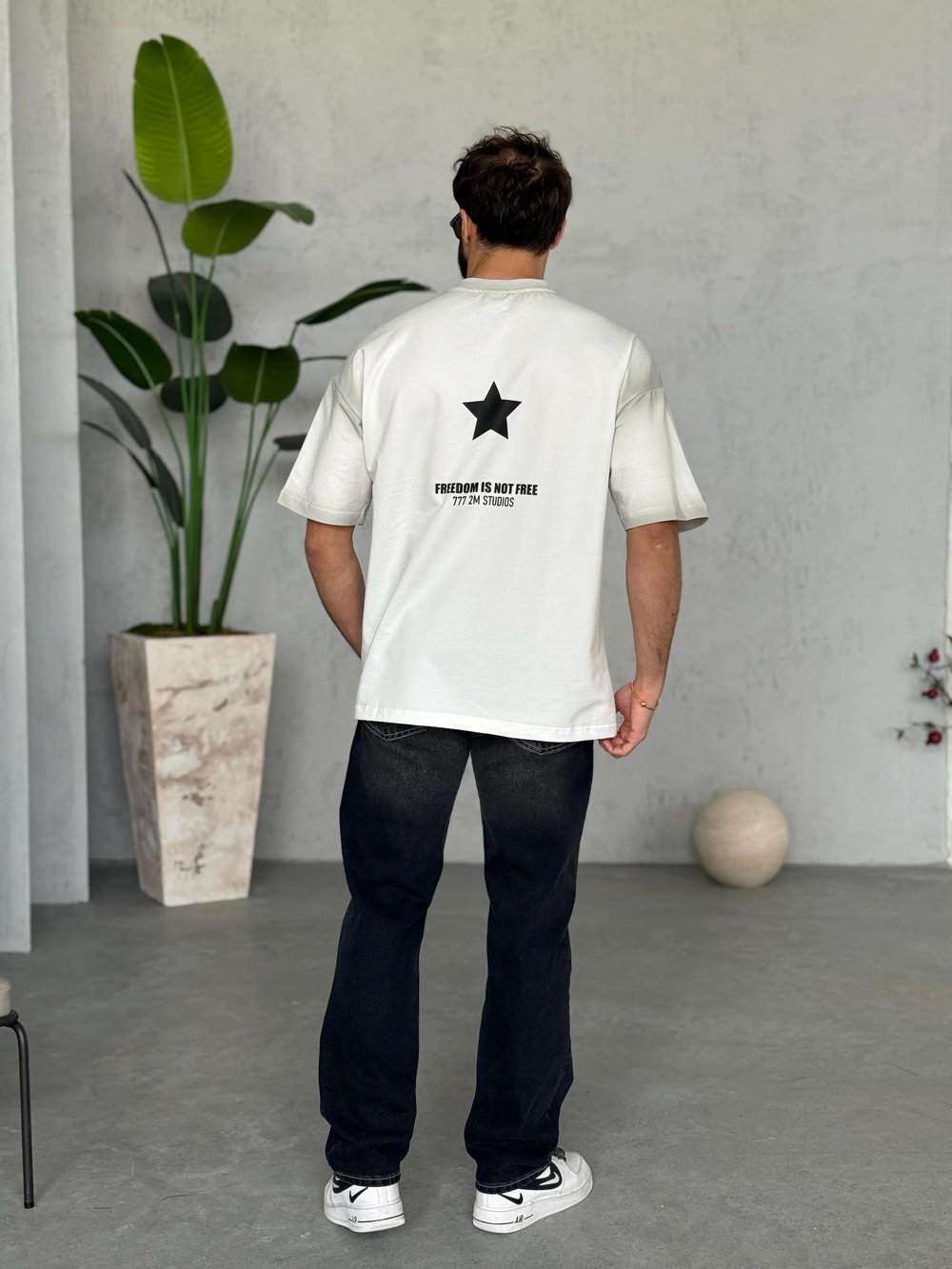 T2011 Yıldız Baskılı Yıkamalı Oversize T-shirt Beyaz