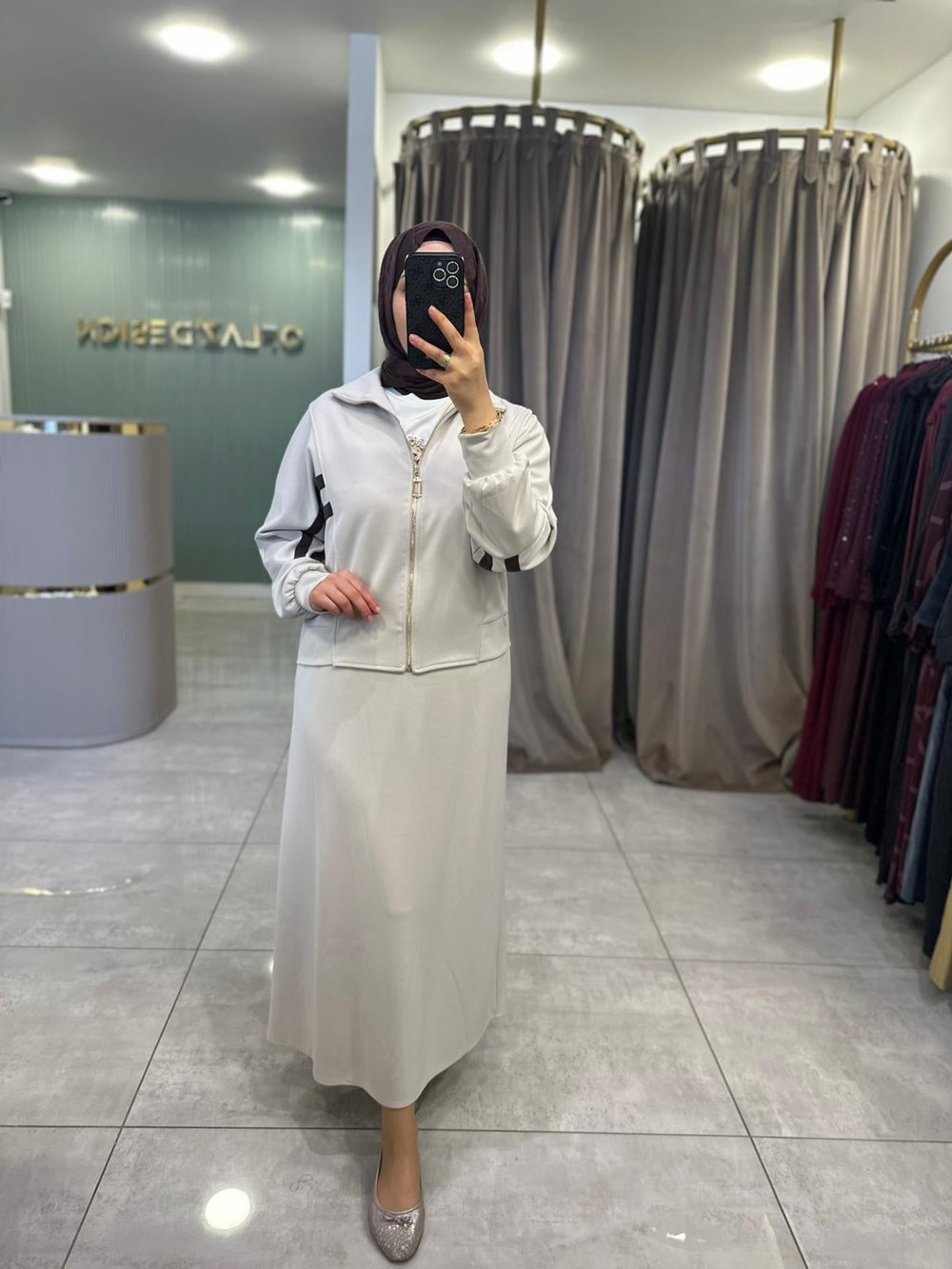 Nuss Şerit Detaylı Oysho Etekli Takım Taş 26Y 1096