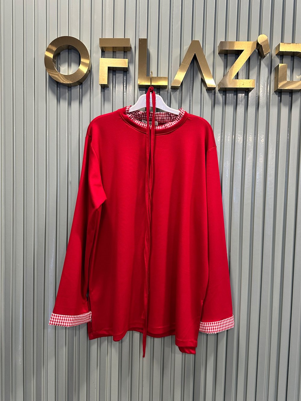 Yaka ve Kolları Çizgi Garnili Sweatshirt Kırmızı 116