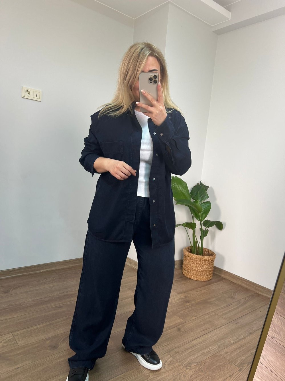 Orijinal Marka İnce Doku Denim Gömlek (Lacivert) 