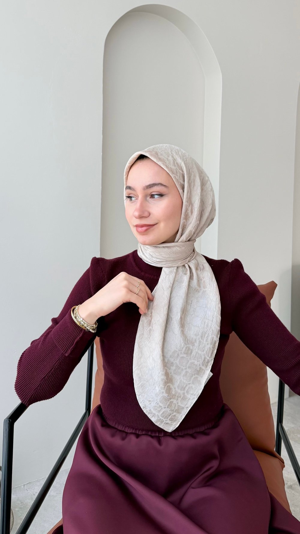 Parla Pamuk Jakar Eşarp - Koyu Bej