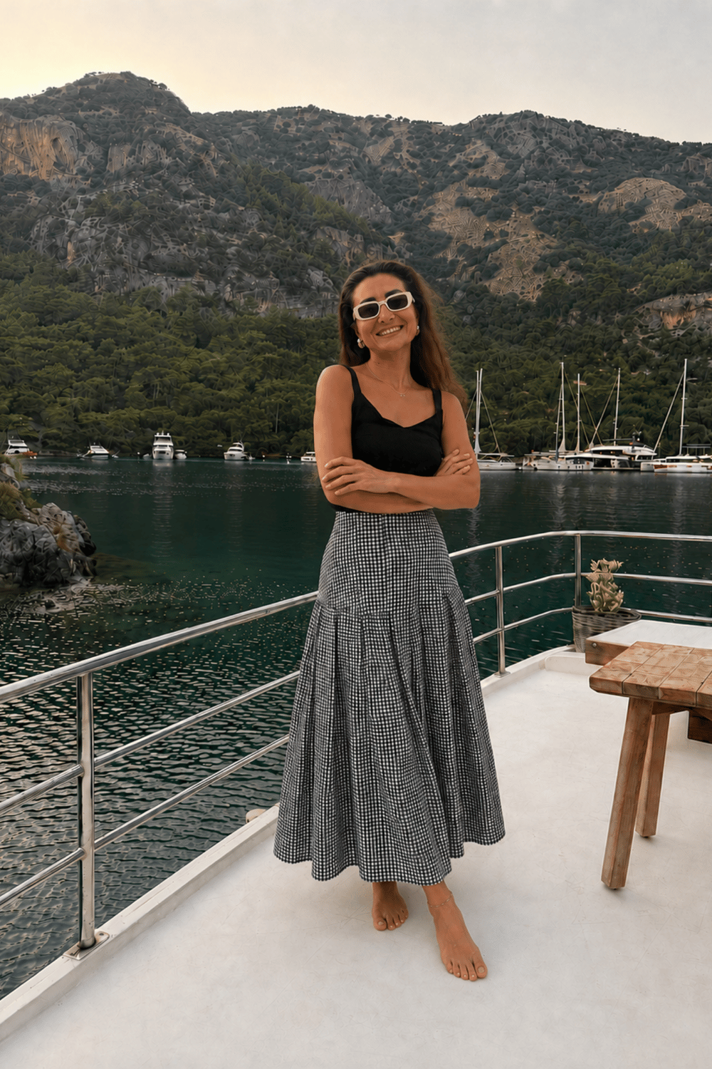 Siyah Beyaz Pötikareli Yüksek Bel Pile Detaylı Maksi Boy Etek