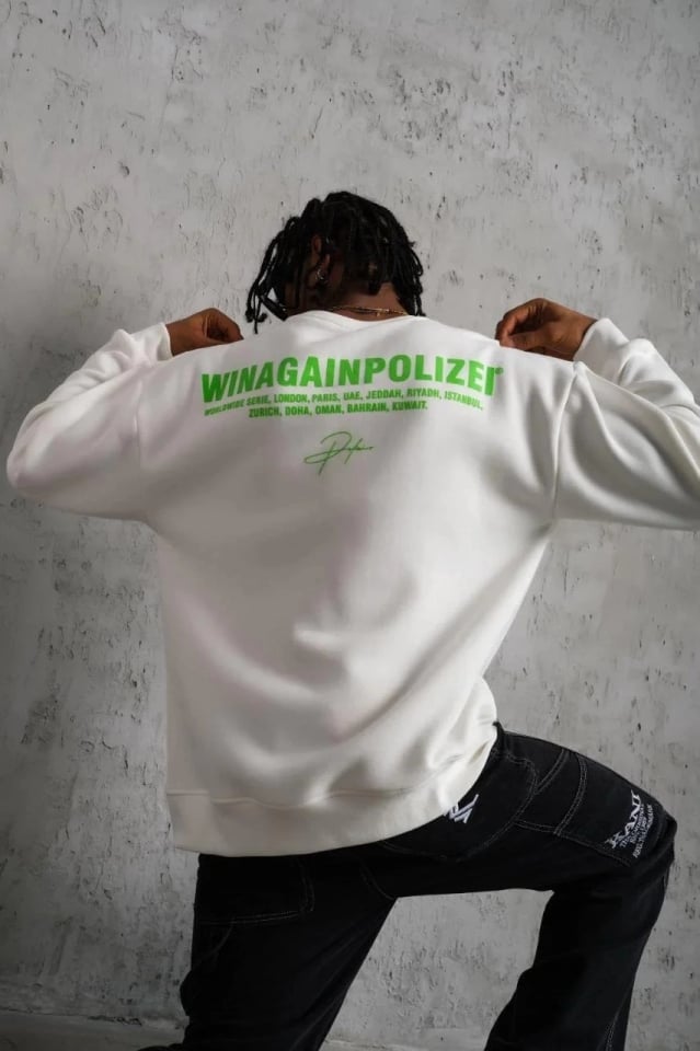 Erkek Oversize Sweatshirt – Beyaz Renk  Ön Ve Sırt Baskılı, Üç İplik İçi Pamuklu Kumaş, Rahat Kalıp, Ribanalı Kışlık Sweat  Winagain Polizei Serisi - Beyaz
