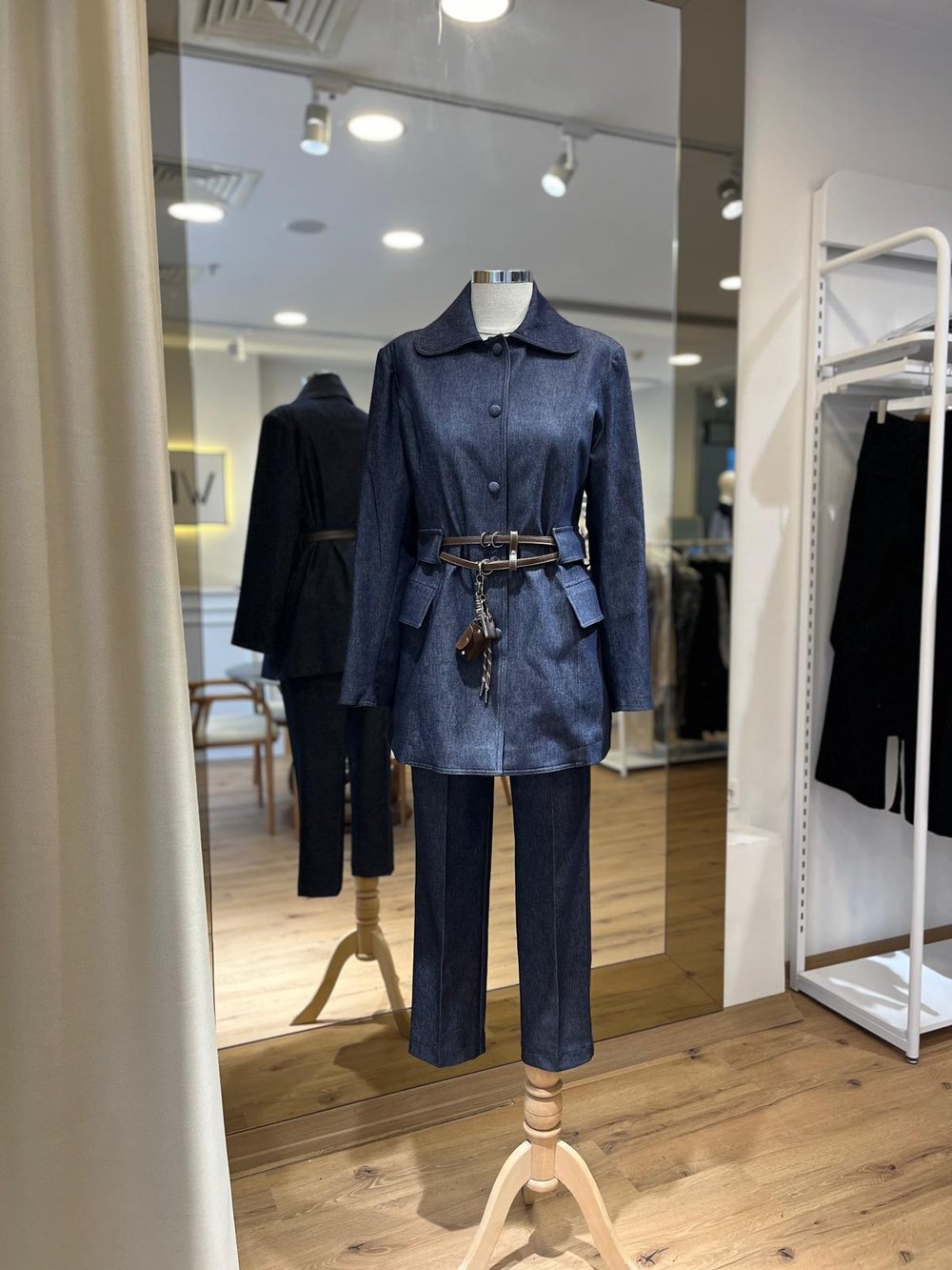 Kemer Aksesuarlı Denim Takım