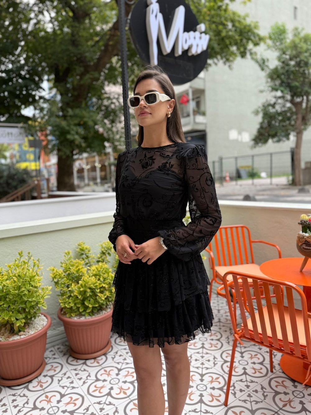 Işıltılı Tül Detaylı Siyah Mini Abiye Elbise