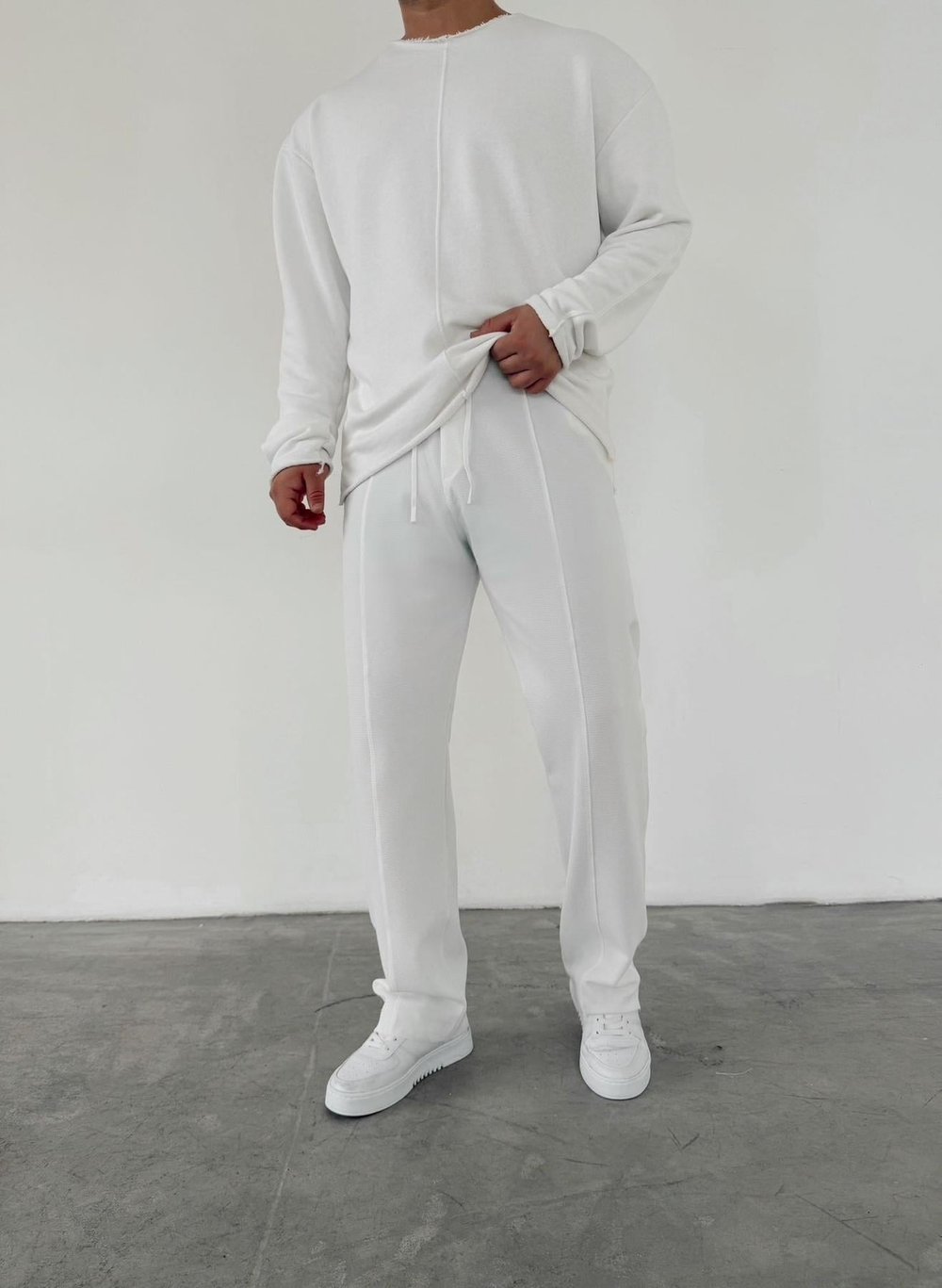 Beyaz Çımalı Rahat Kalıp Baggy Pantolon