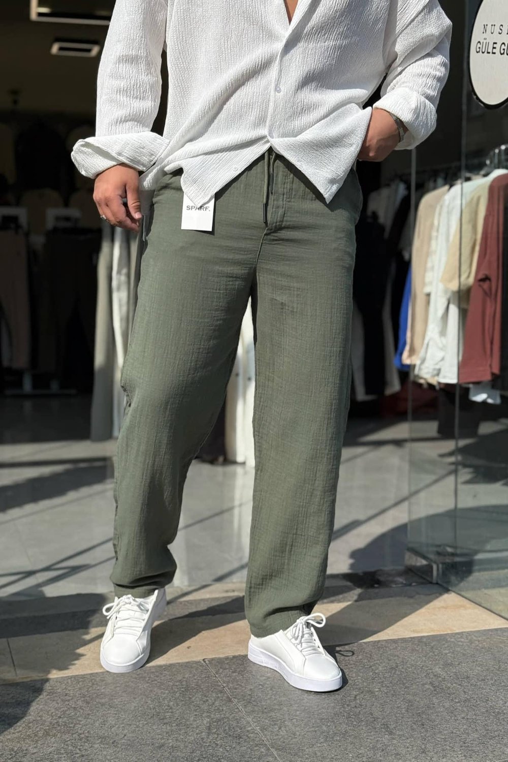 Yeşil Müslin Kumaş Boru Paça Pantolon