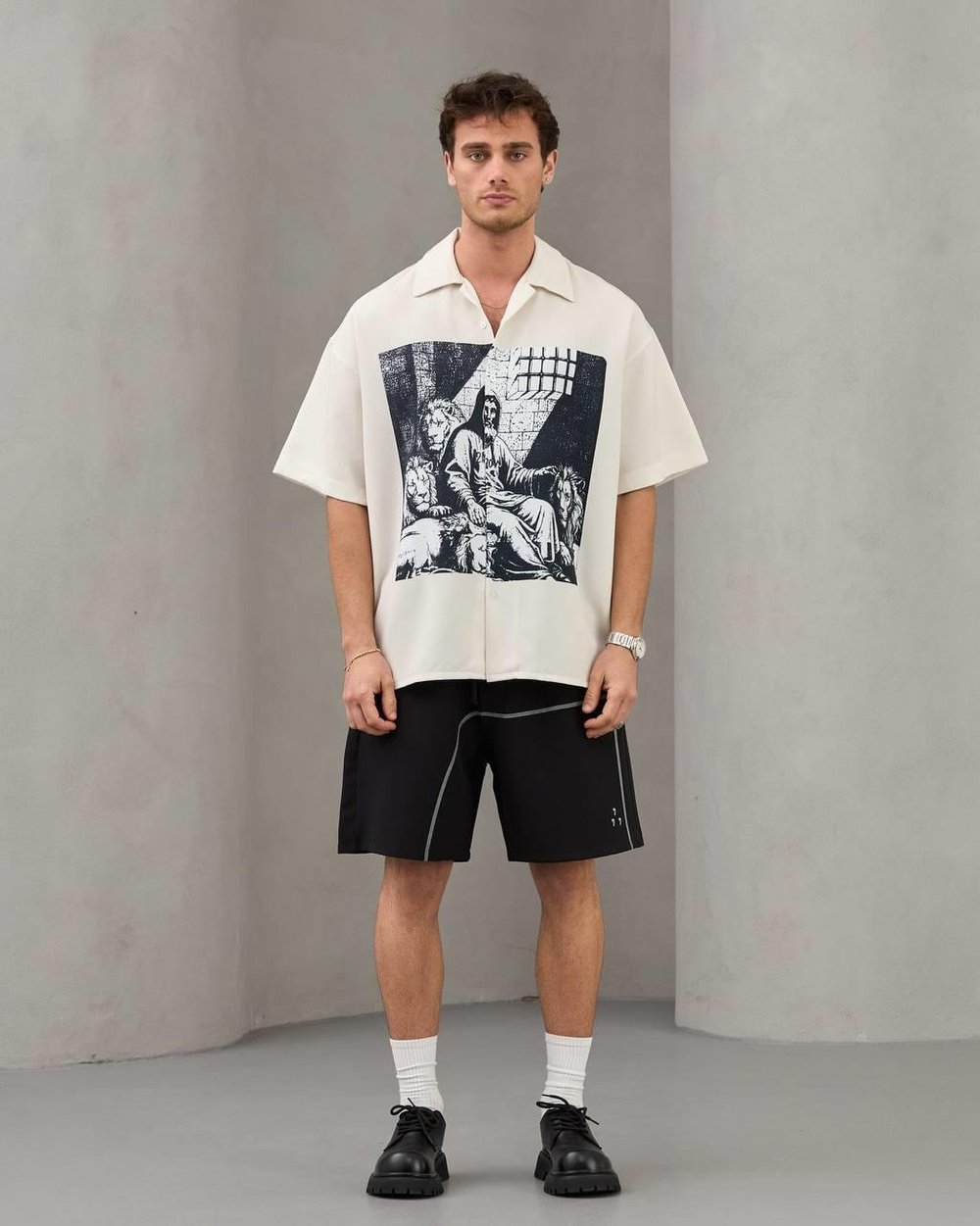 ASLAN BASKILI OVERSİZE GÖMLEK