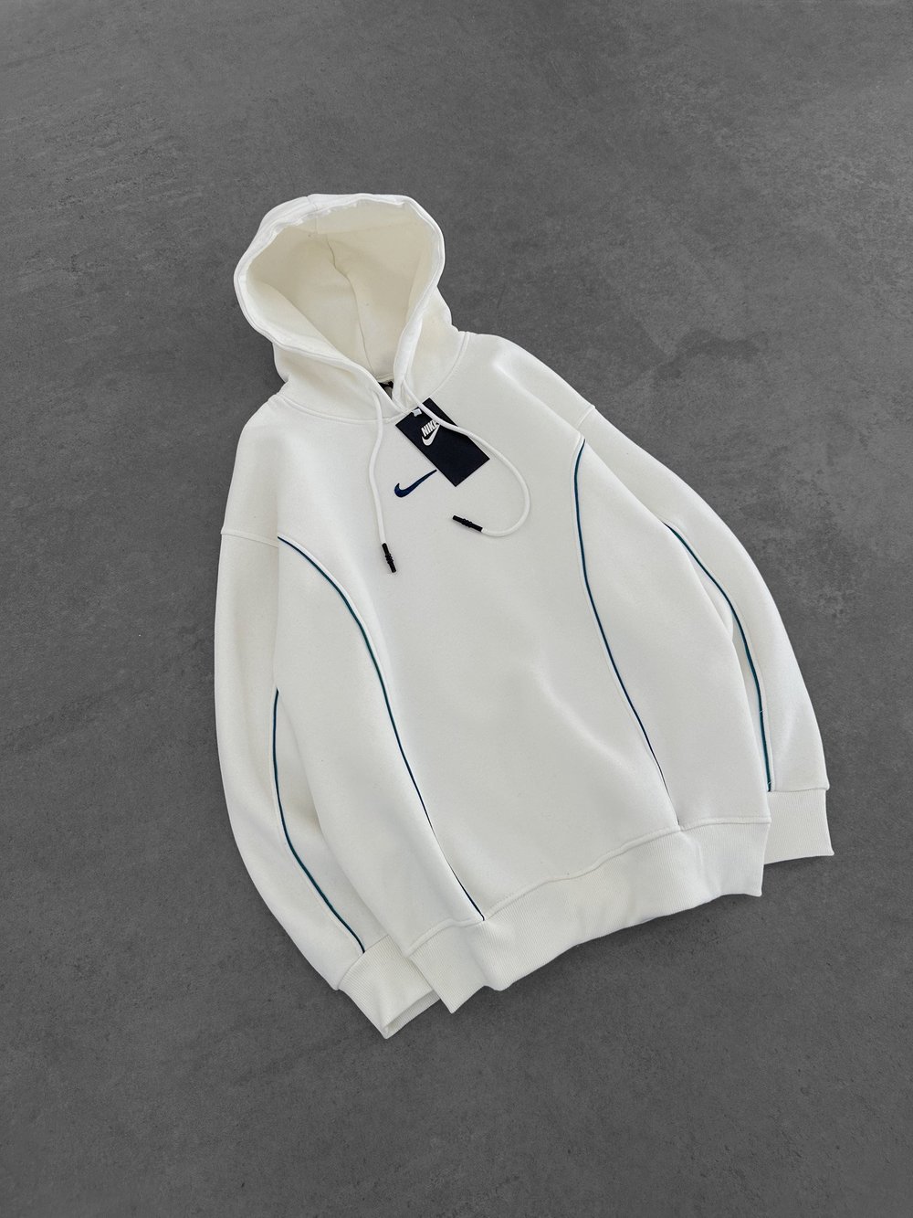 BEYAZ ARABİYE NİKE SWEAT