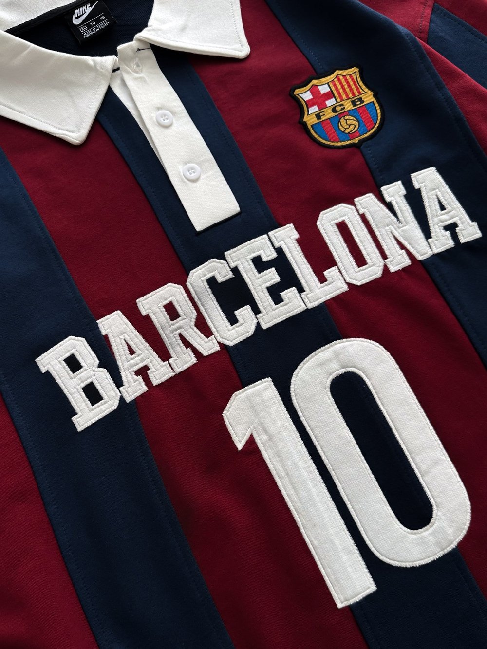 BEYAZ SIRT 10 BARCELONA TSHİRT
