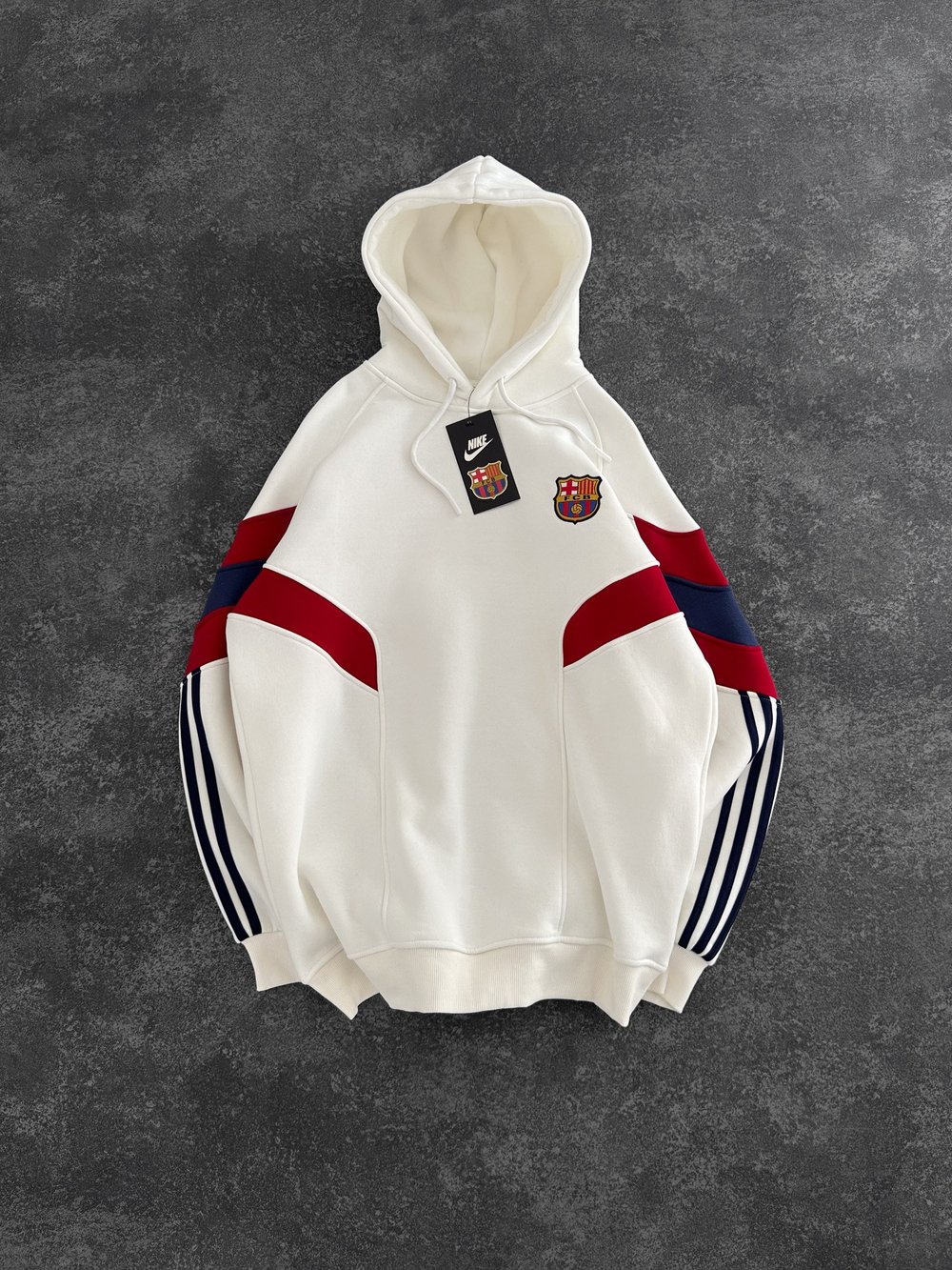BEYAZ TEK GARNİ BARCELONA SWEAT
