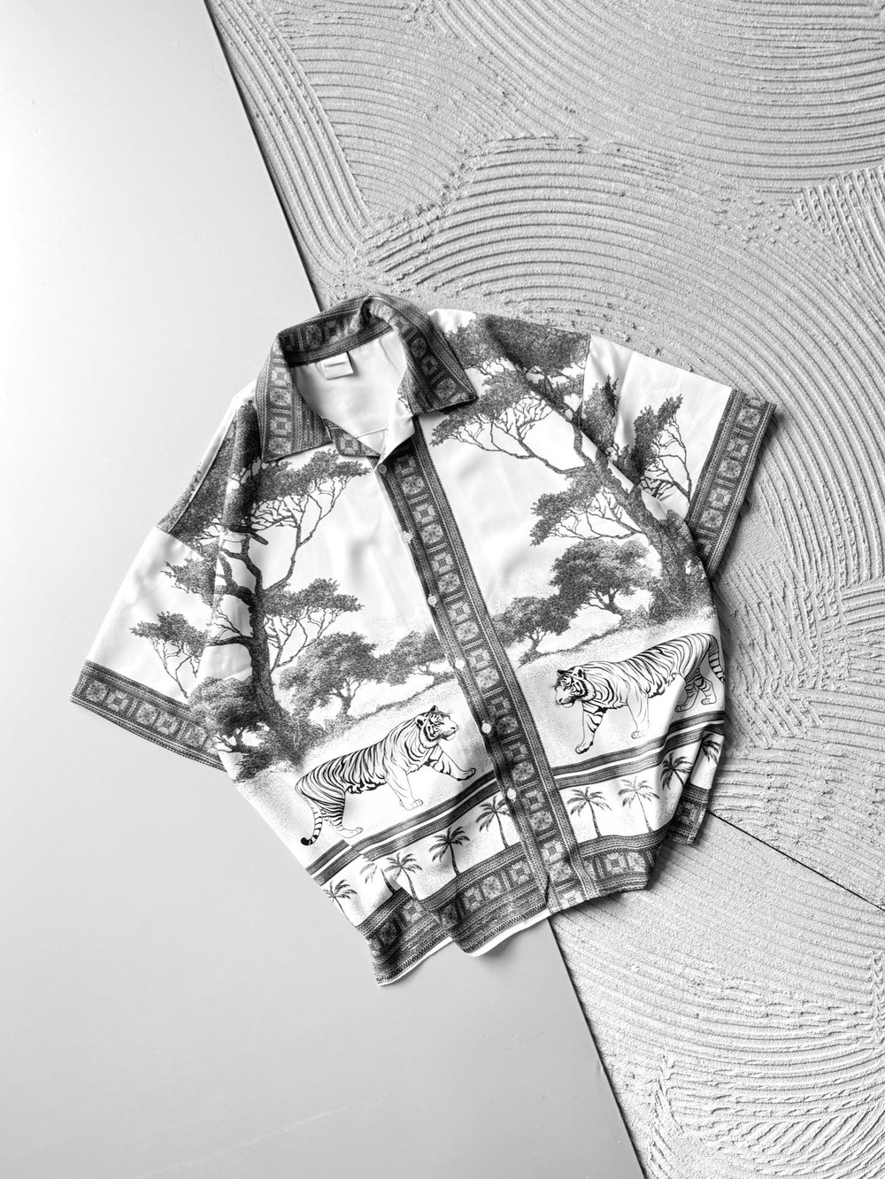 FÜME DOĞA BASKILI OVERSİZE GÖMLEK