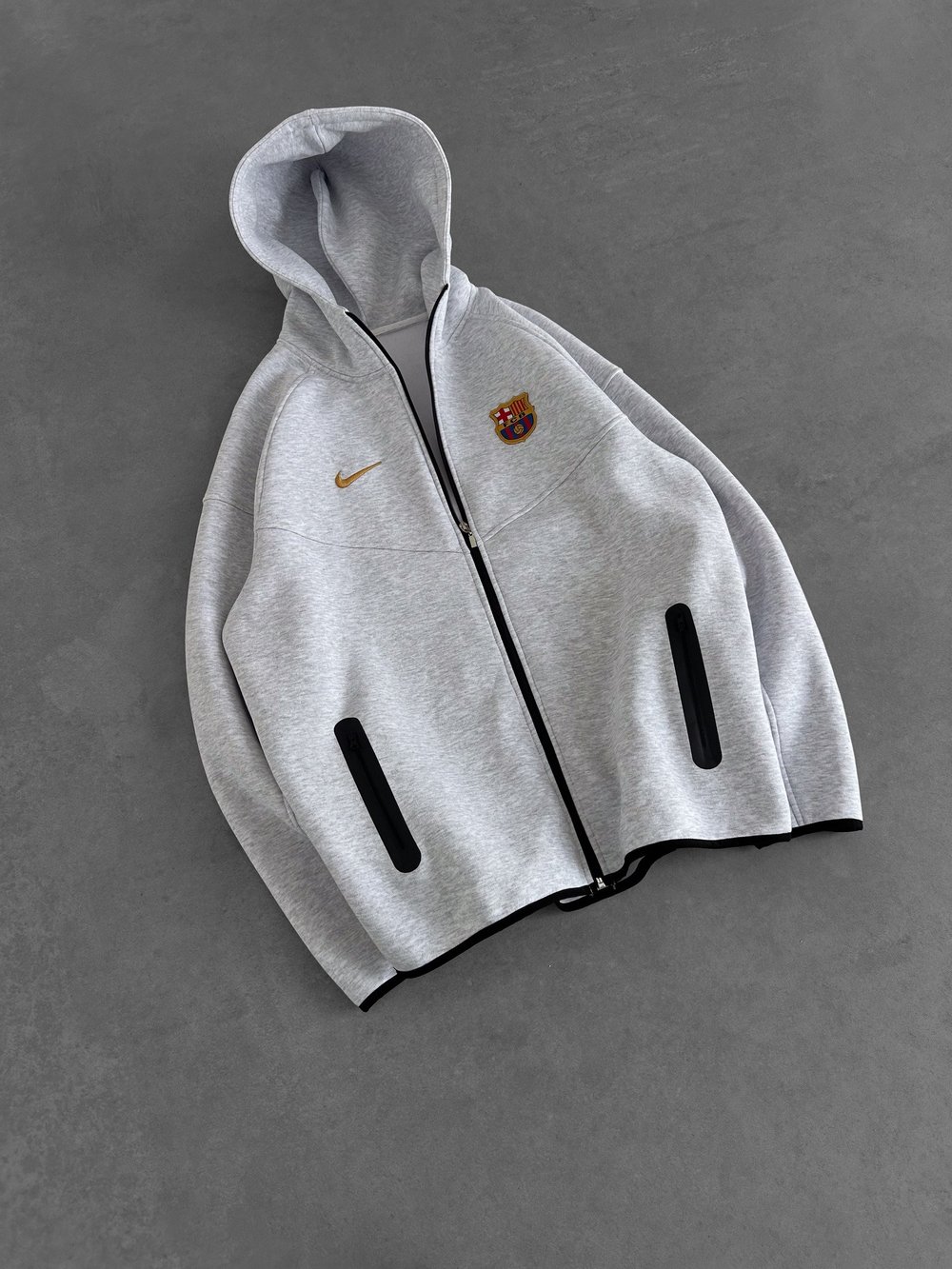 GRİ BARCELONA TECH HIRKA