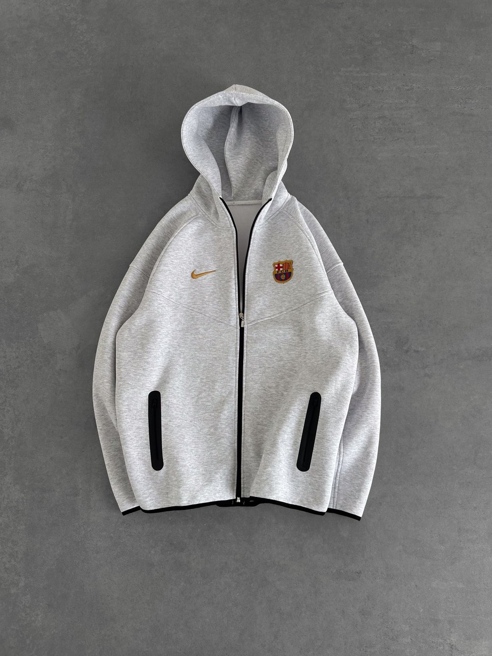 GRİ BARCELONA TECH HIRKA
