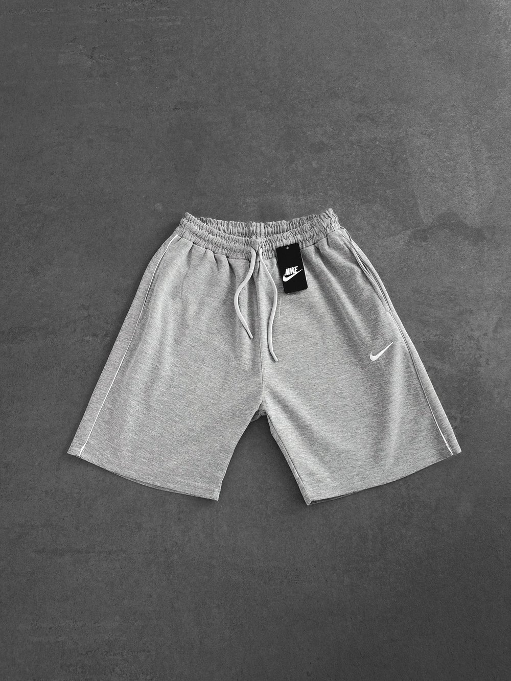 GRİ DİKEY NİKE ŞORT