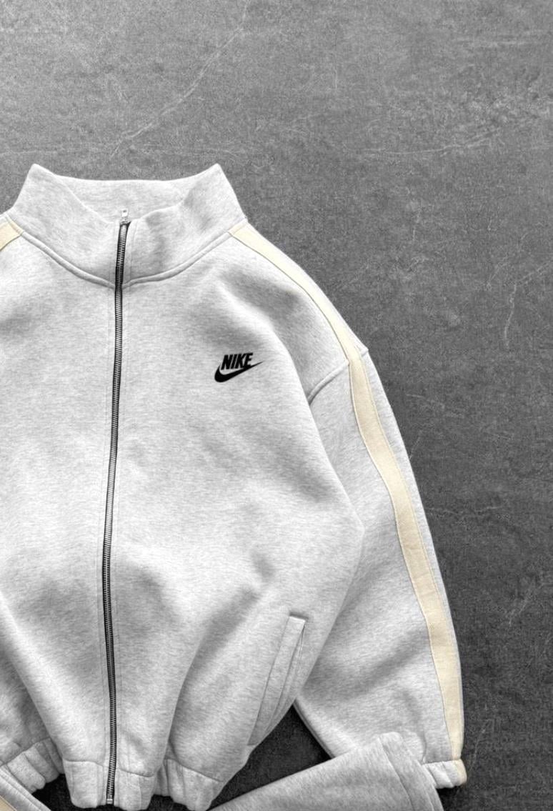 Gri Hasır Nike  Takım